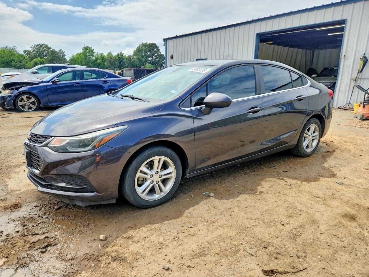 2017 CHEVROLET CRUZE