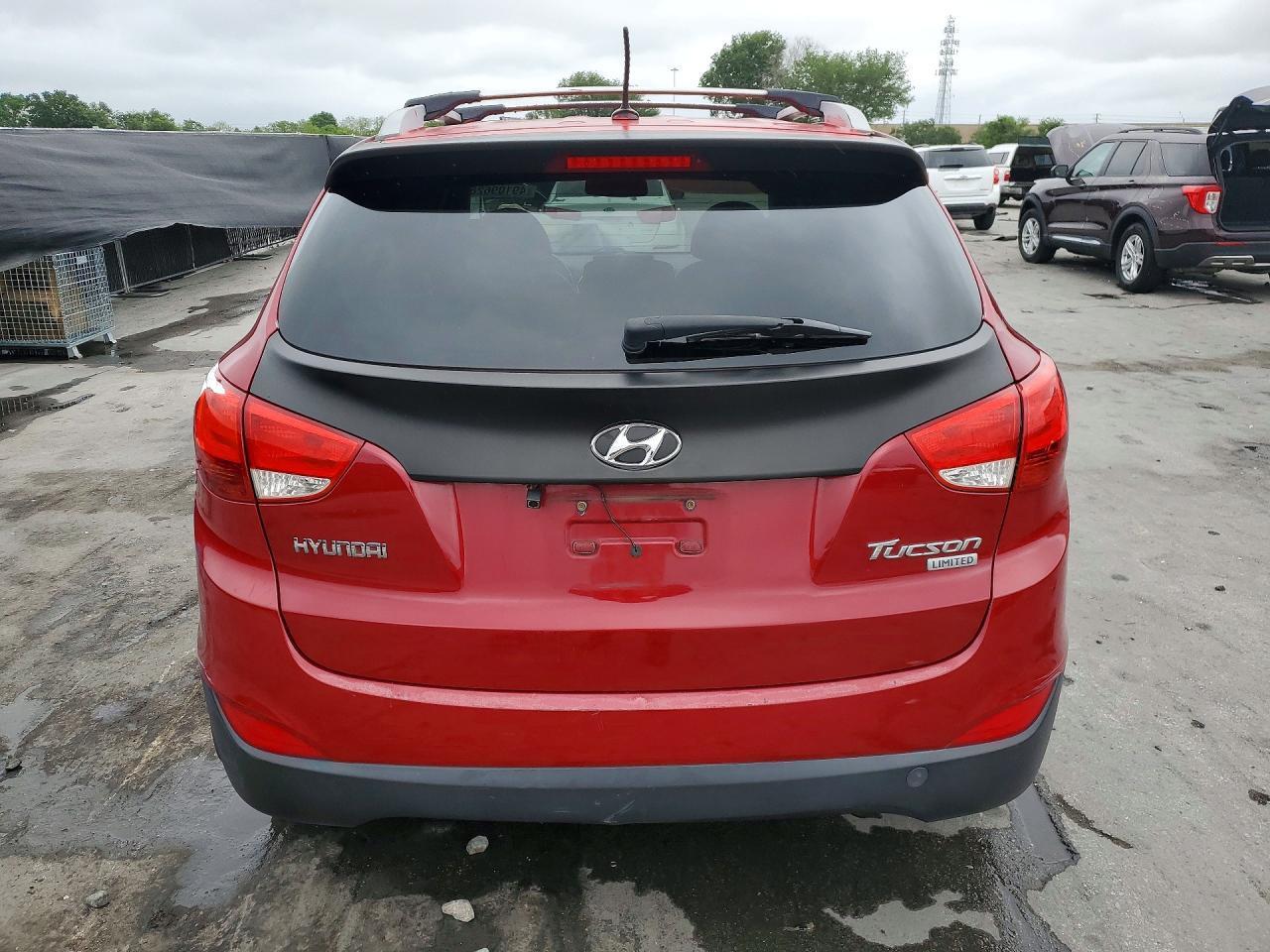 2012 HYUNDAI TUCSON