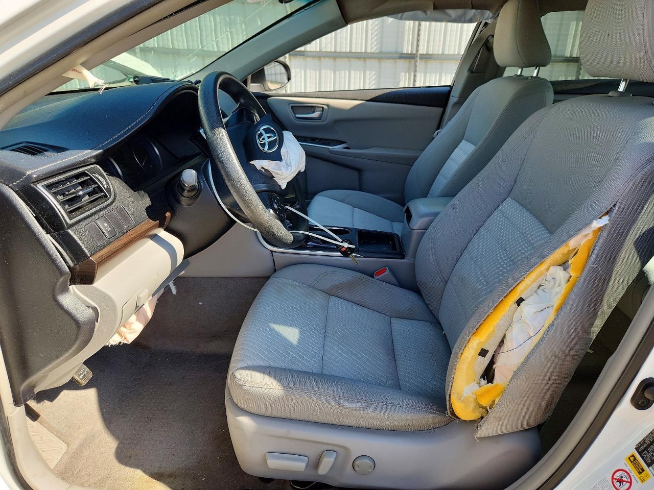 2016 TOYOTA CAMRY