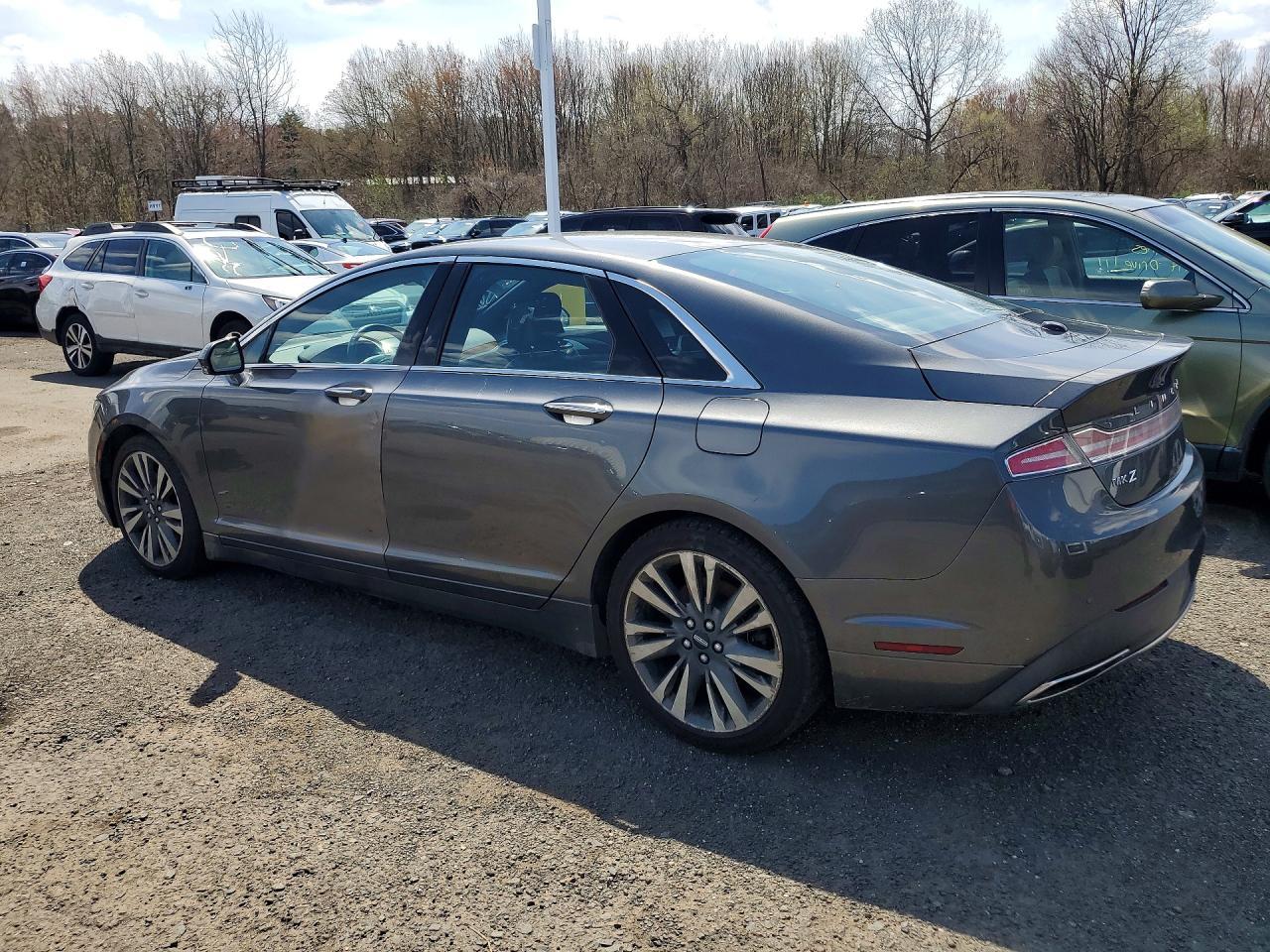 2017 LINCOLN MKZ