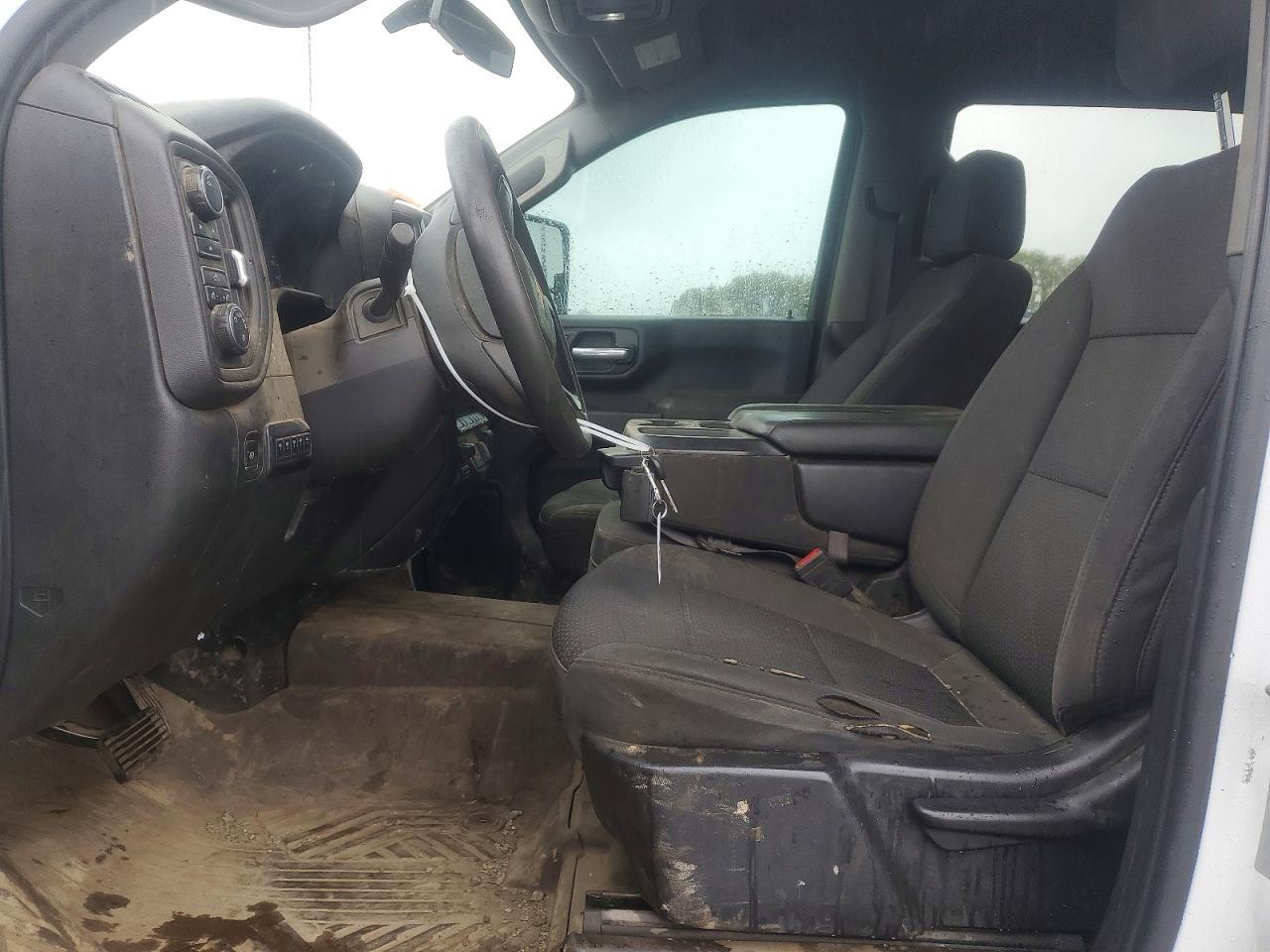 2021 CHEVROLET Silverado