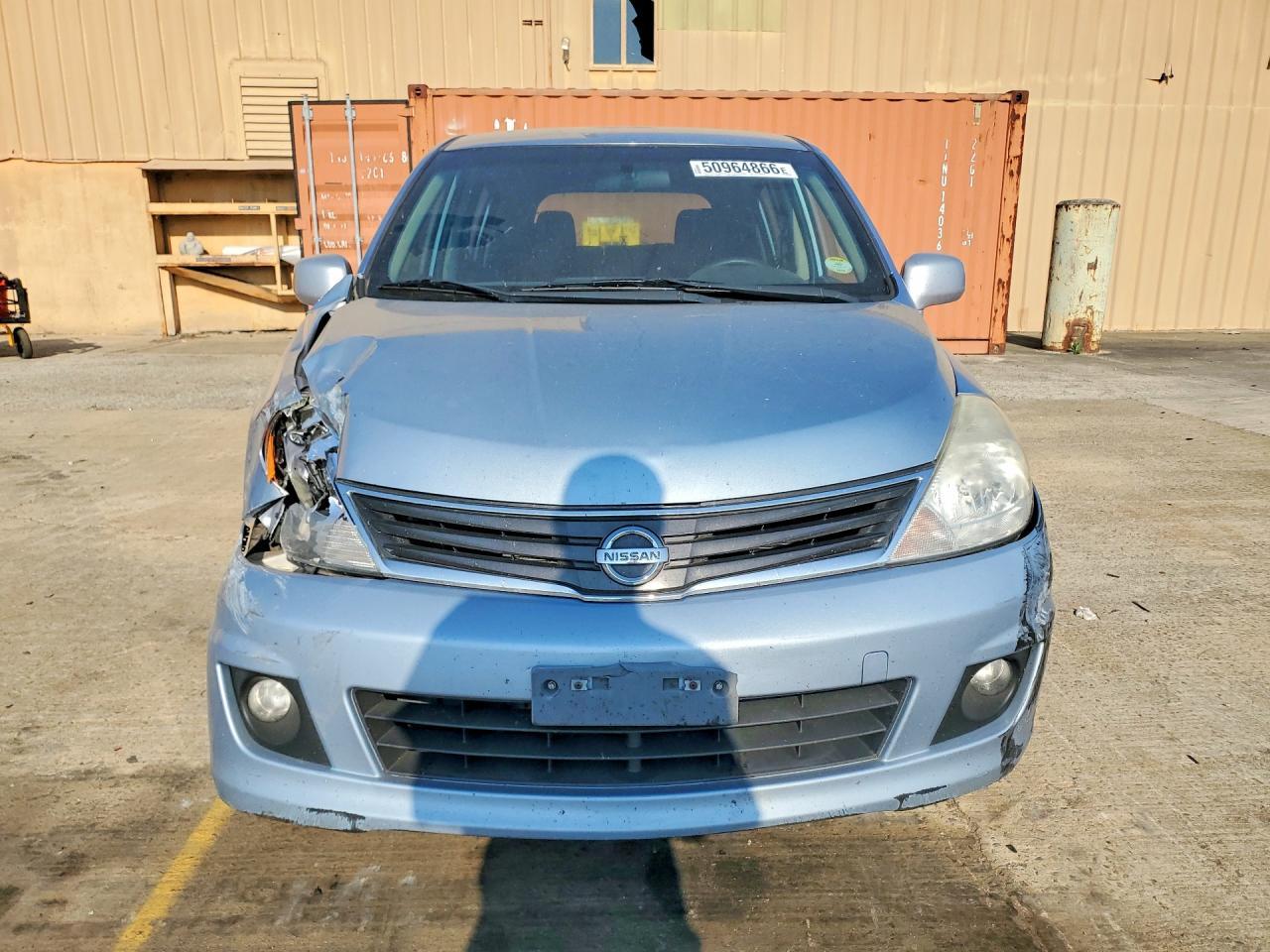 2011 NISSAN VERSA