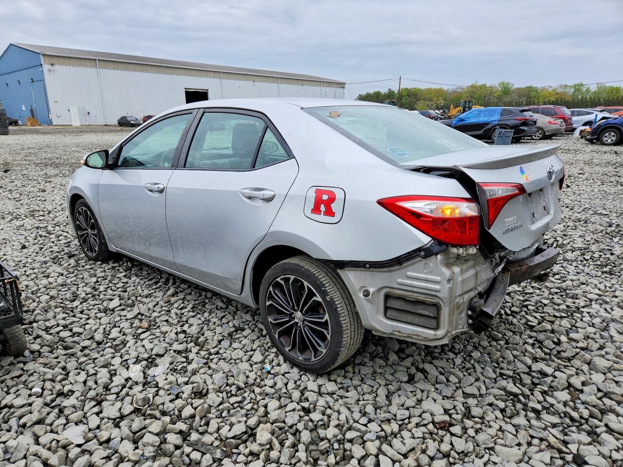 2015 TOYOTA COROLLA