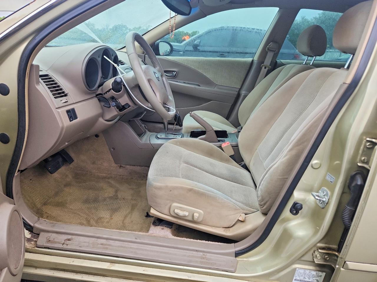 2002 NISSAN ALTIMA
