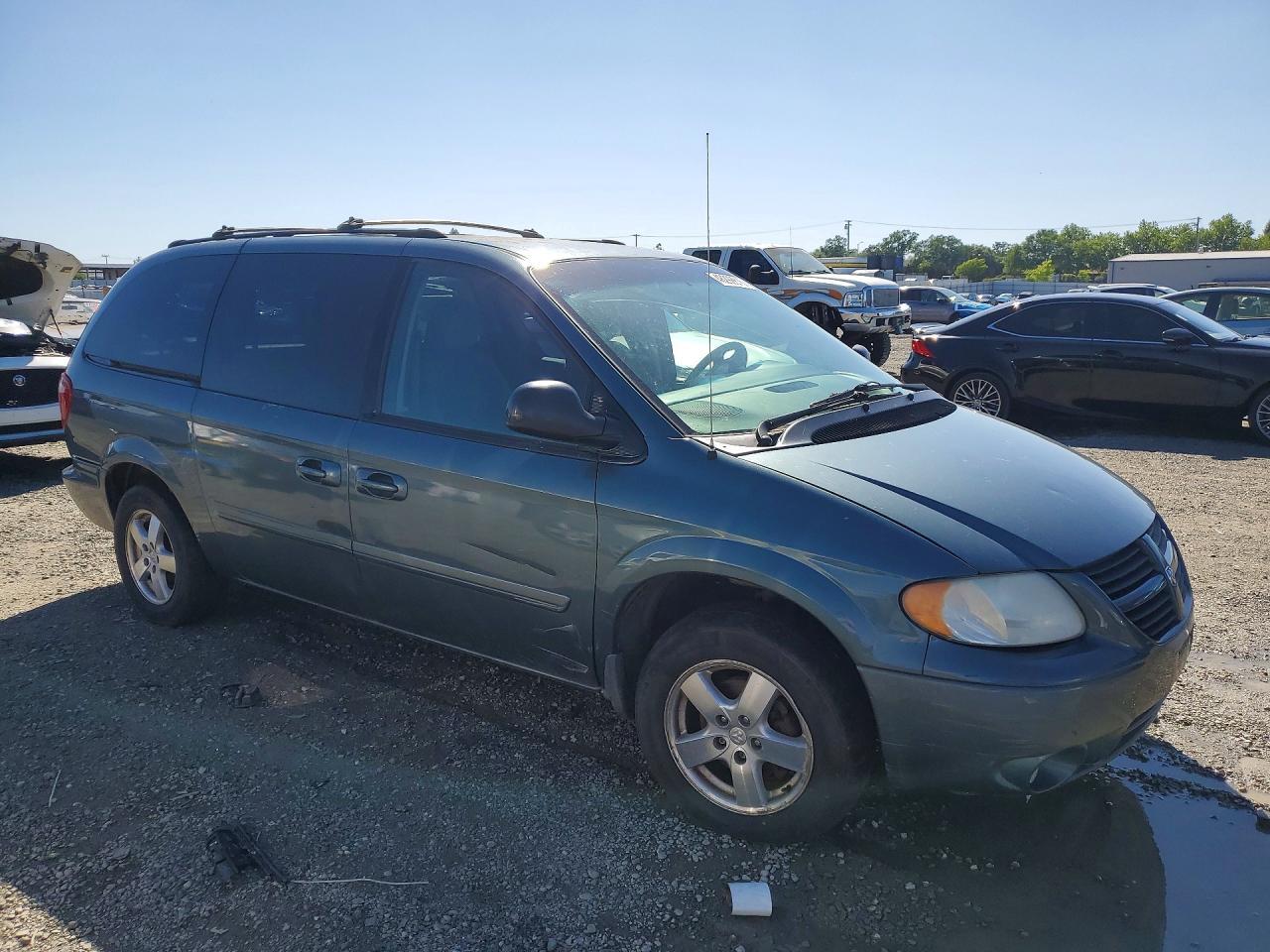 2005 DODGE GRAND CARAVAN