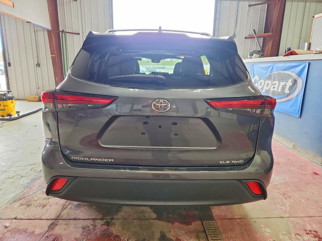 2023 TOYOTA HIGHLANDER