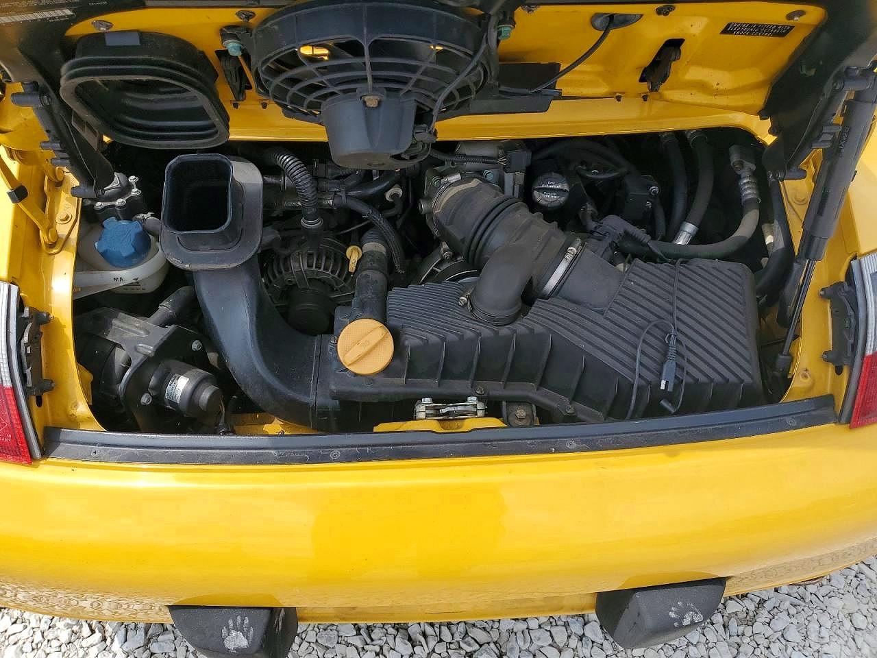 2001 PORSCHE 911