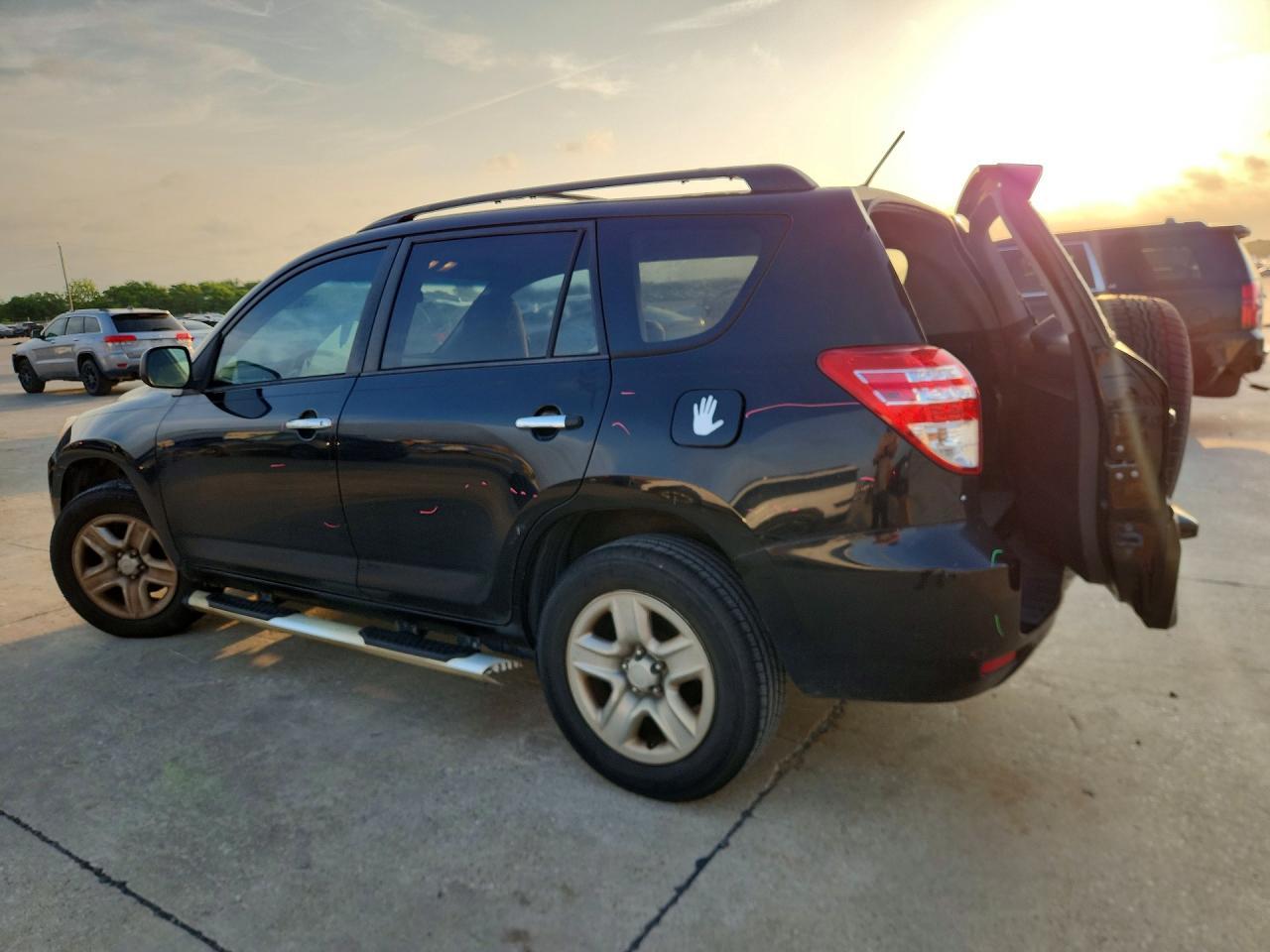 2012 TOYOTA RAV4