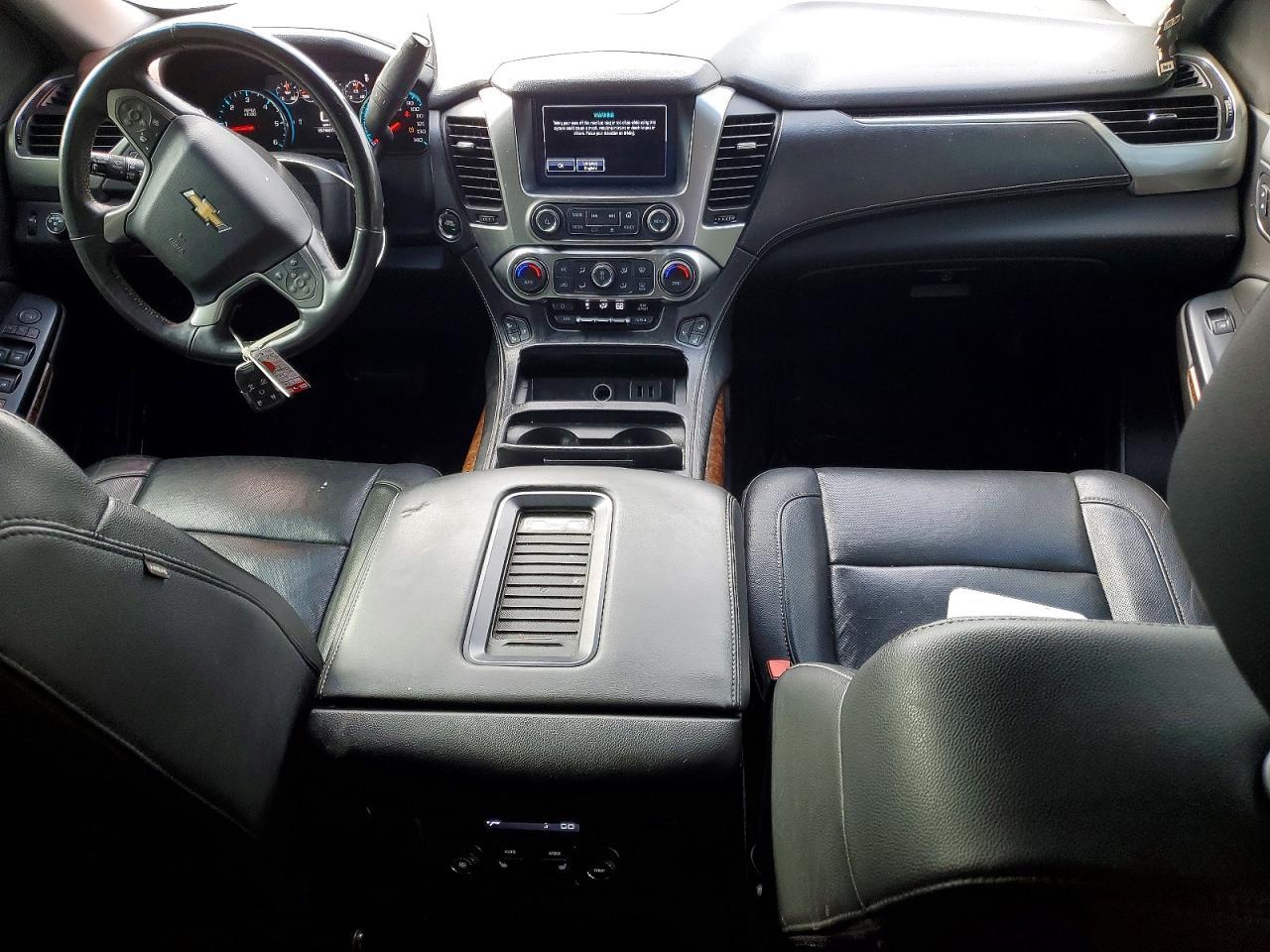 2017 CHEVROLET Suburban