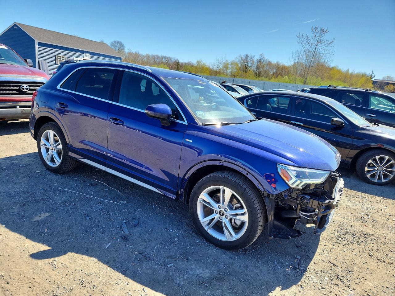 2024 AUDI Q3