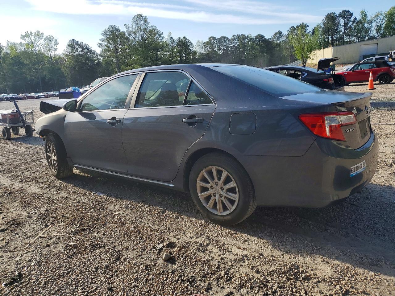 2012 TOYOTA CAMRY