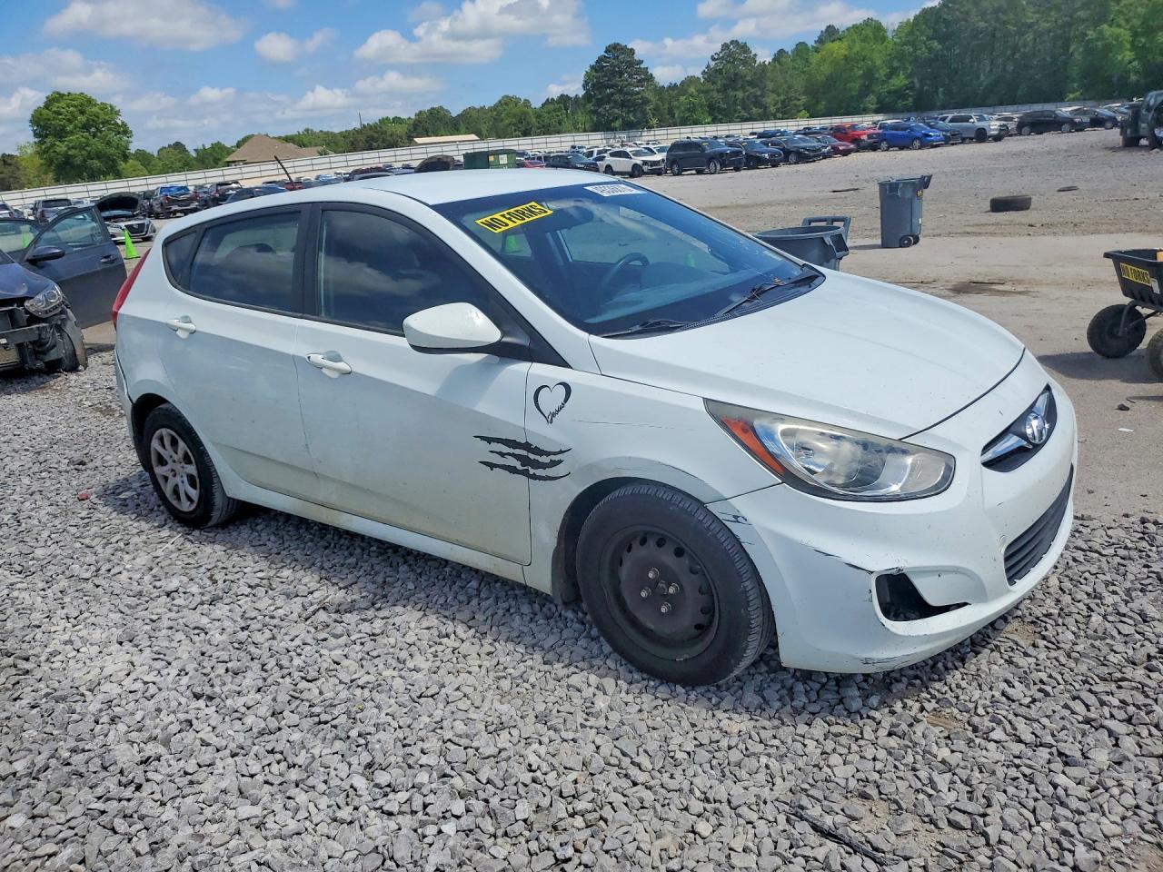 2012 HYUNDAI ACCENT