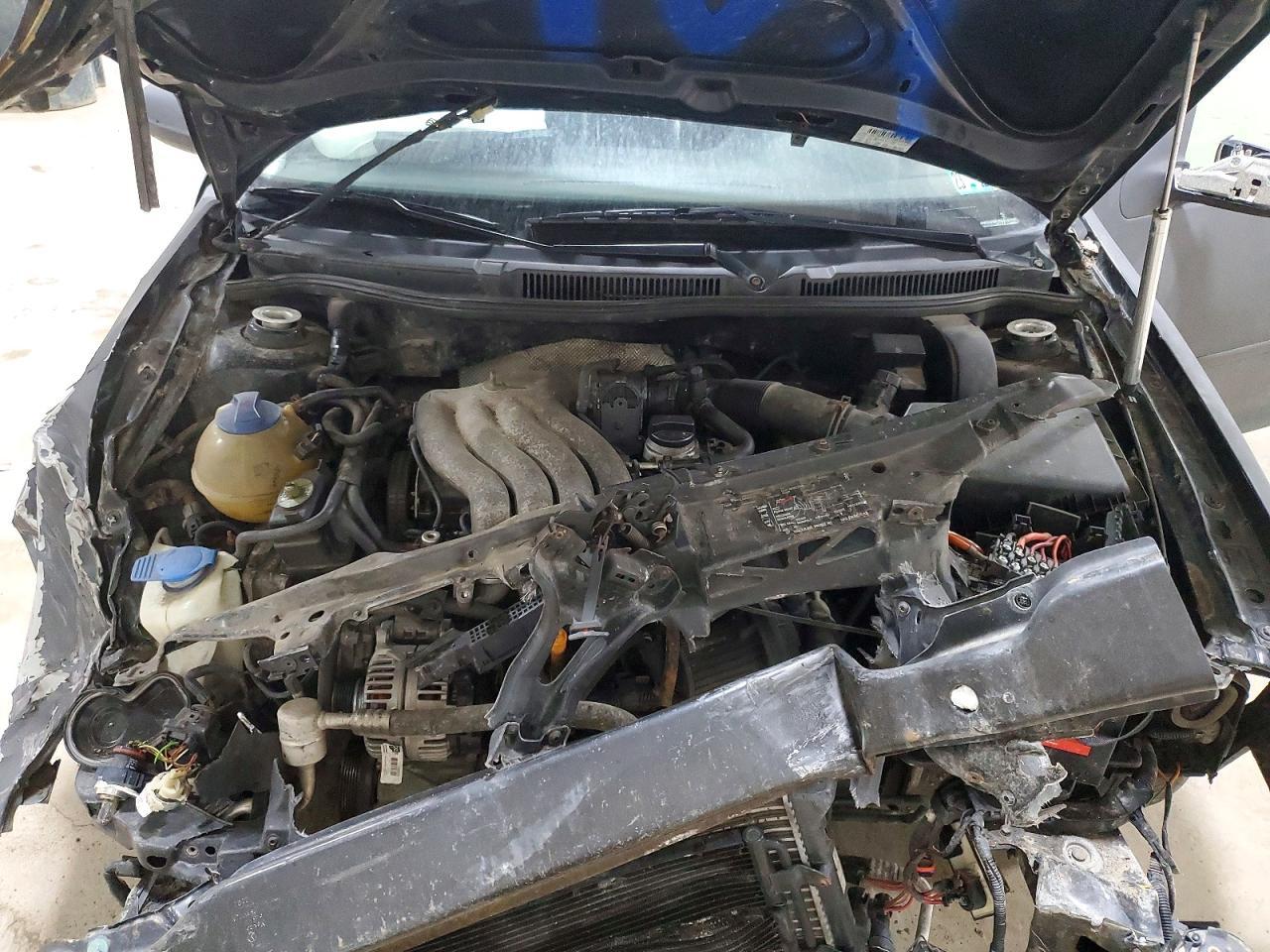 2003 VOLKSWAGEN JETTA