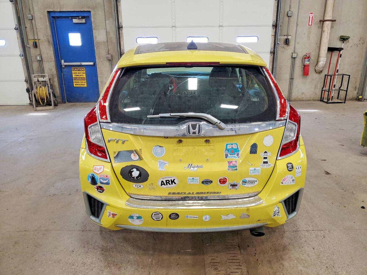 2016 HONDA FIT