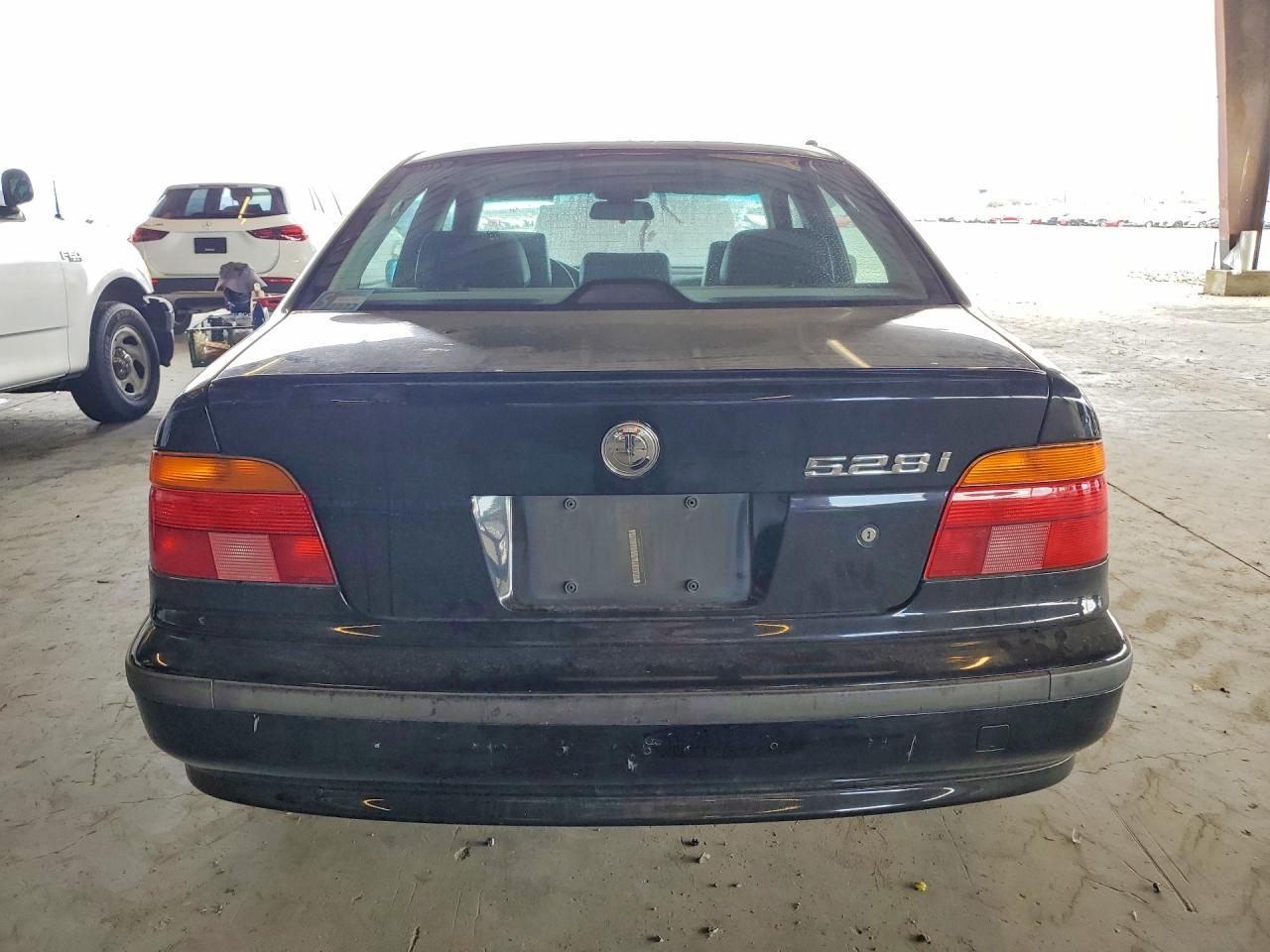 2000 BMW 5 series