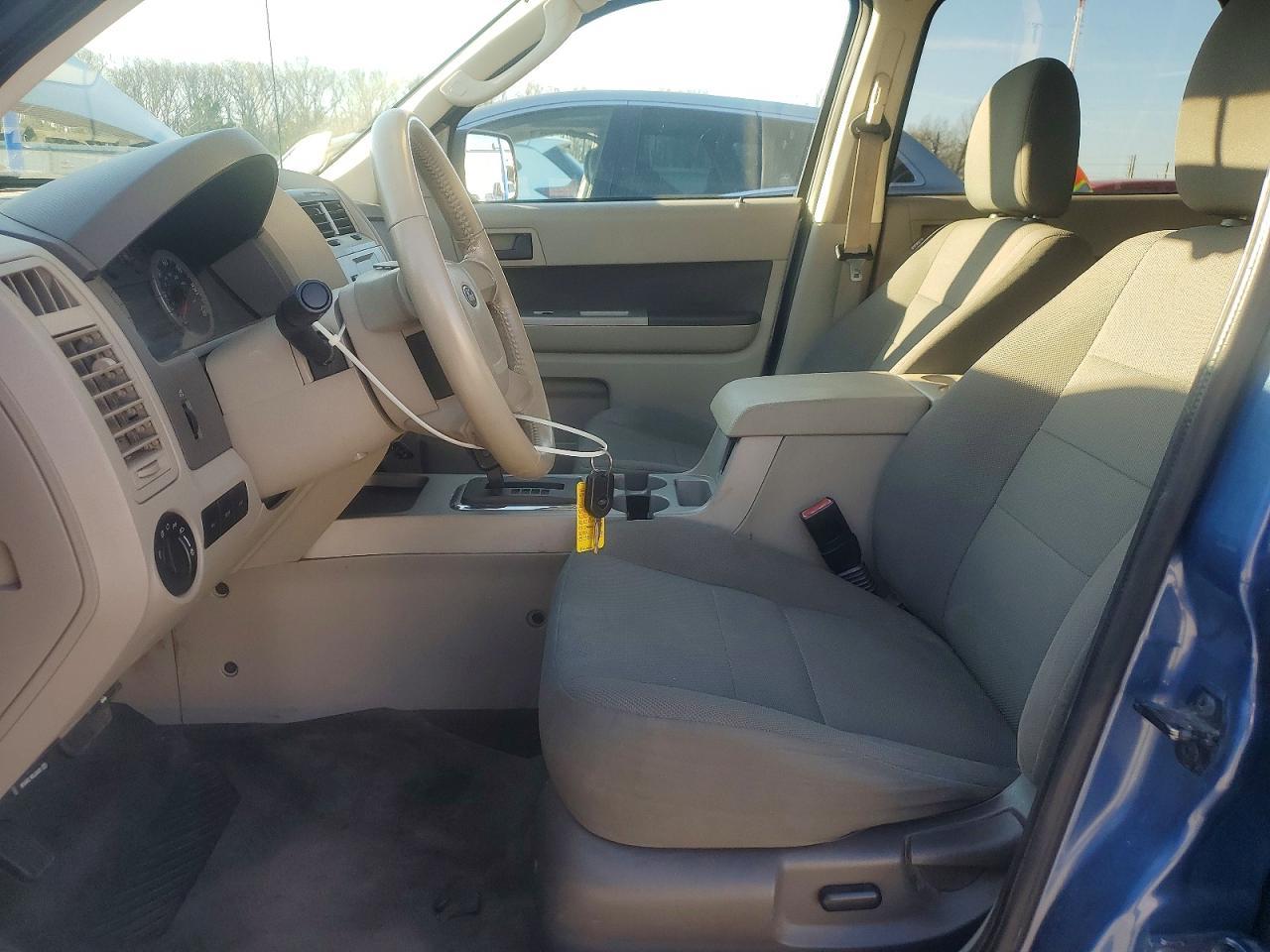 2009 FORD ESCAPE