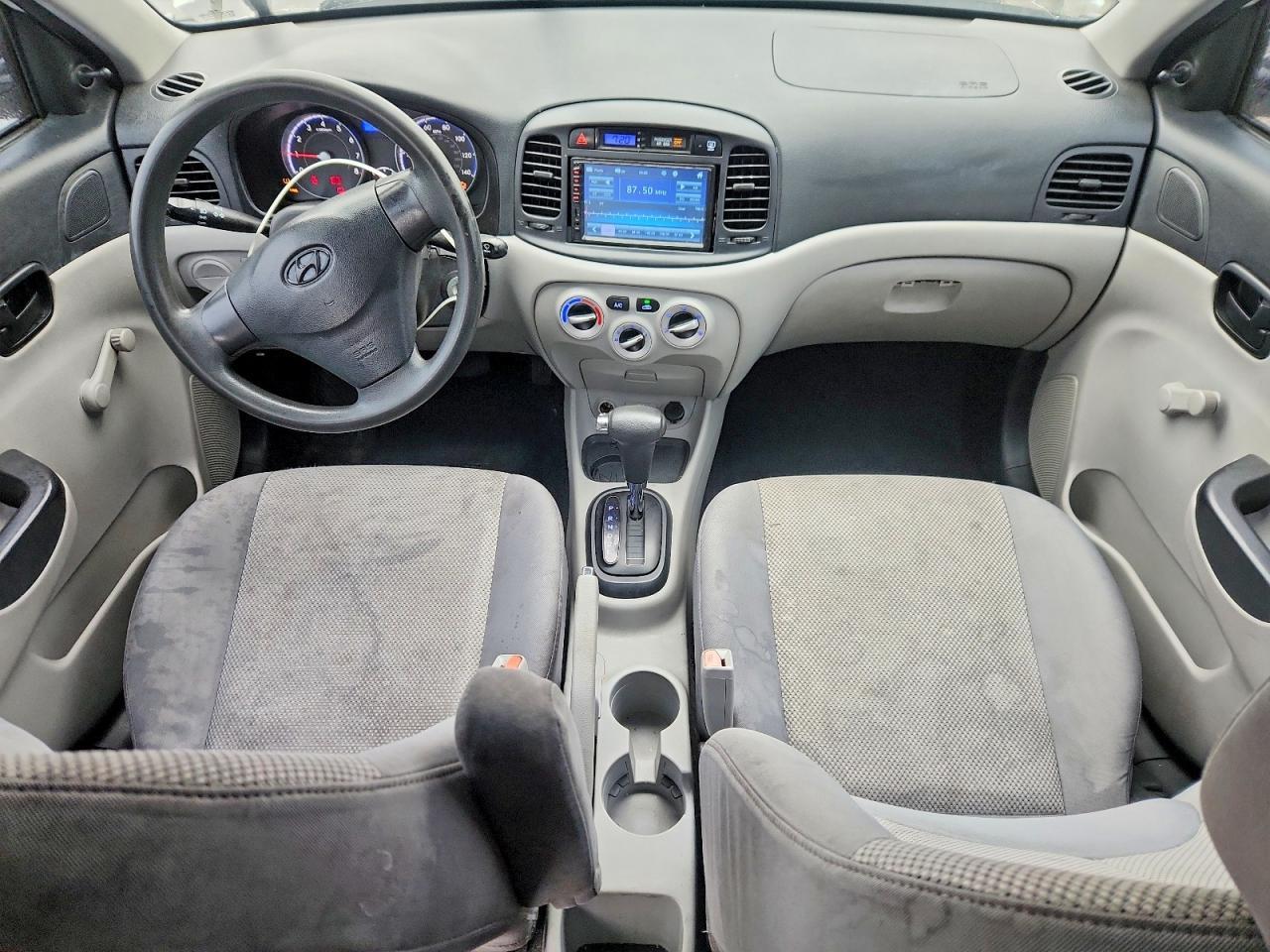 2011 HYUNDAI ACCENT