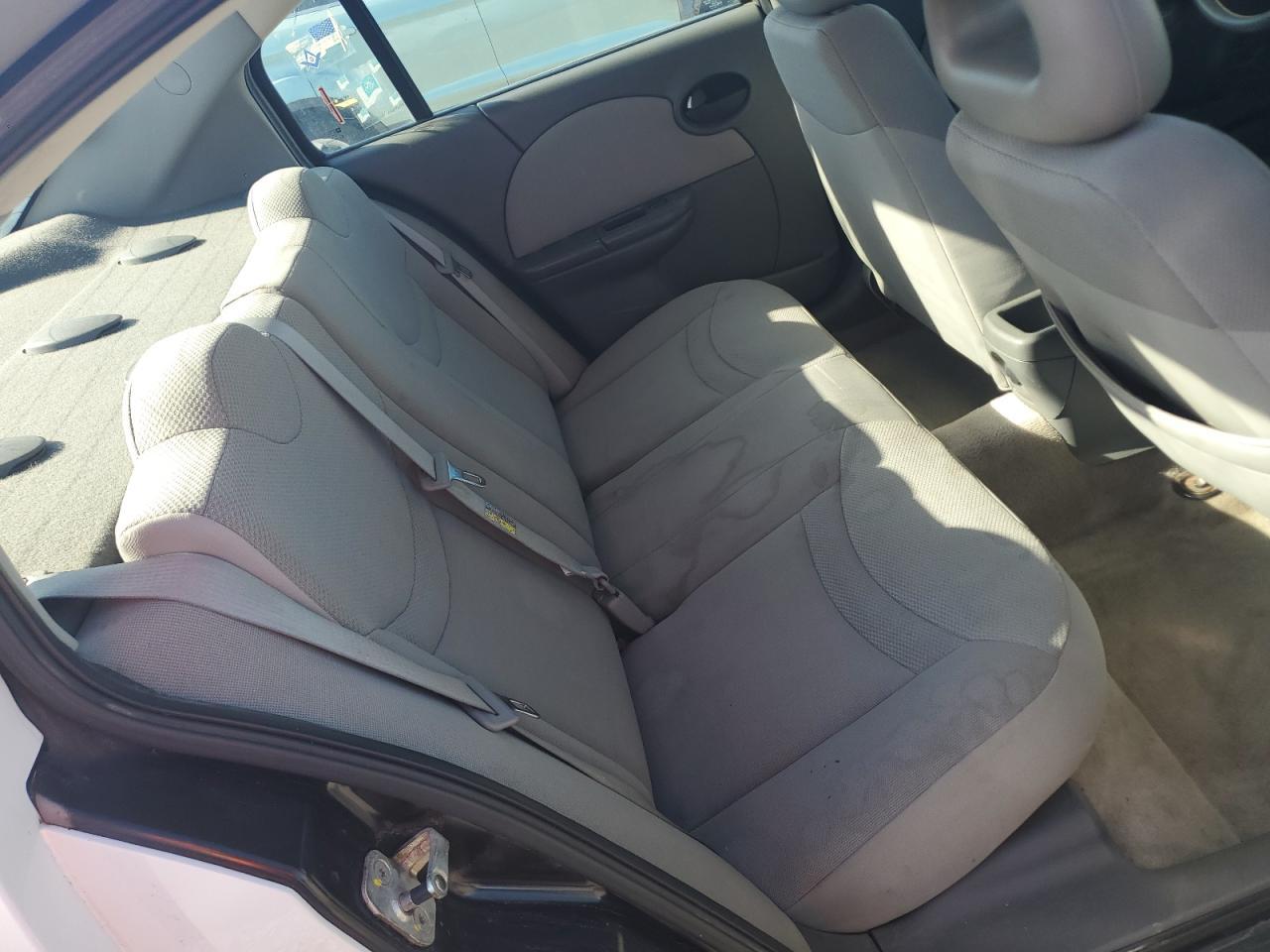 2003 SATURN Ion