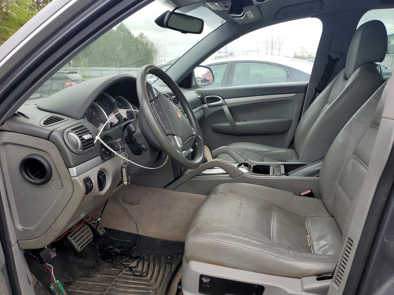 2003 PORSCHE CAYENNE