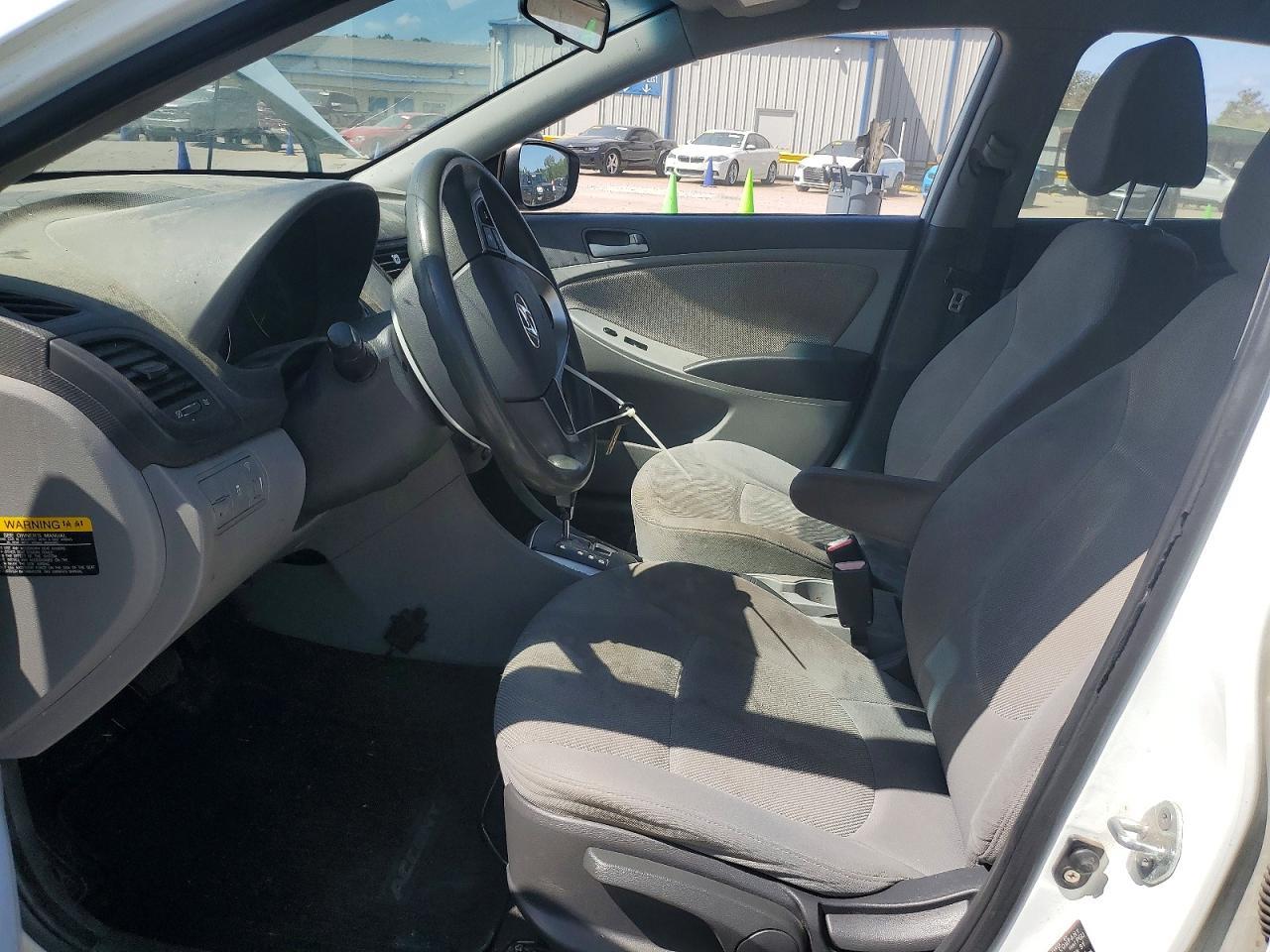 2012 HYUNDAI ACCENT