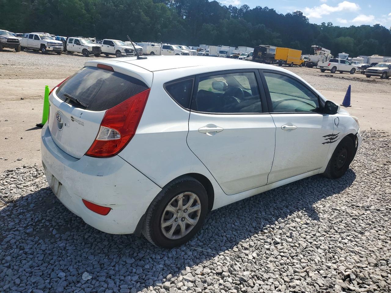 2012 HYUNDAI ACCENT
