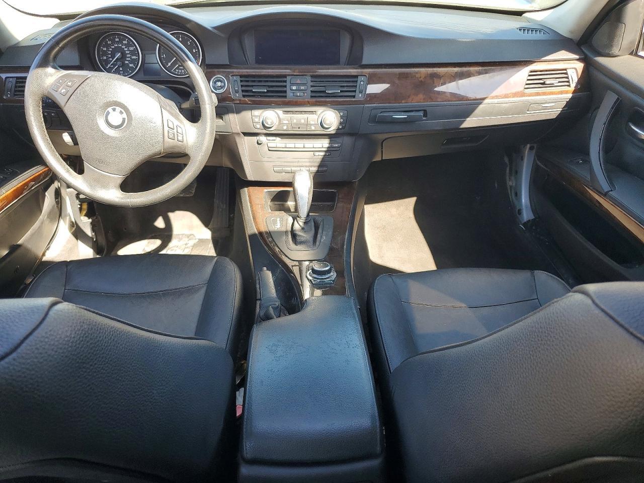 2011 BMW 3 SERIES