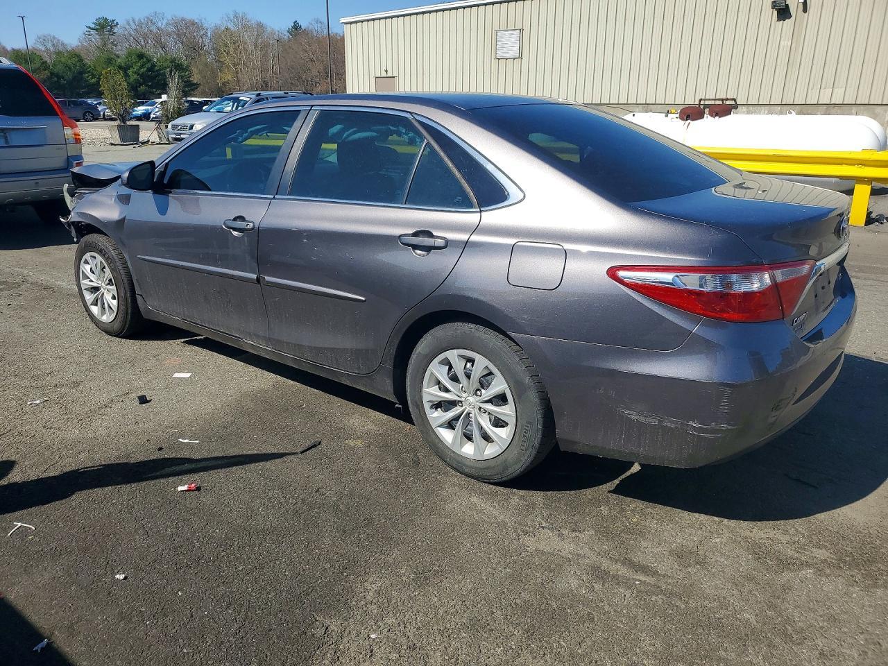 2015 TOYOTA CAMRY