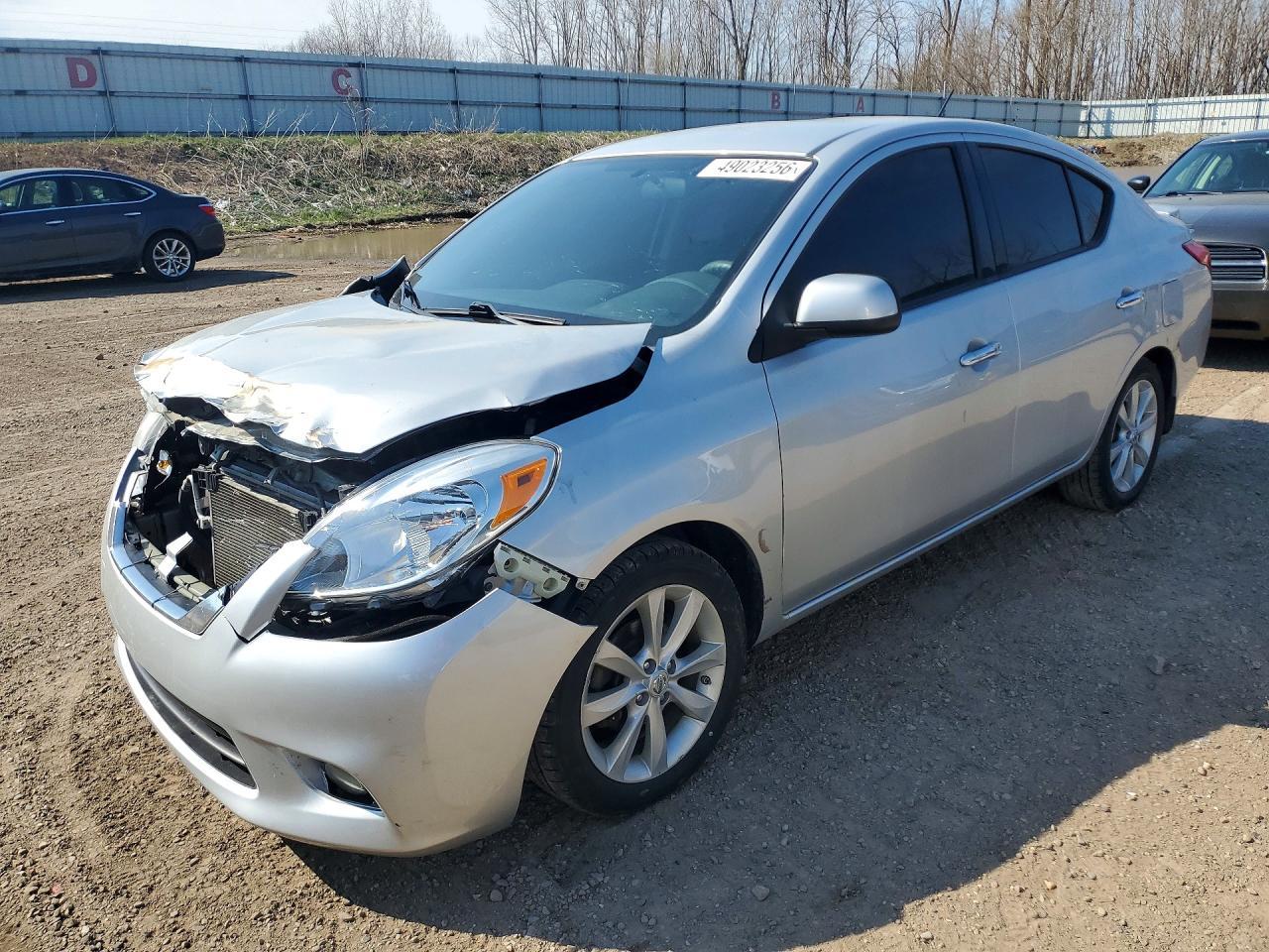 2014 NISSAN VERSA