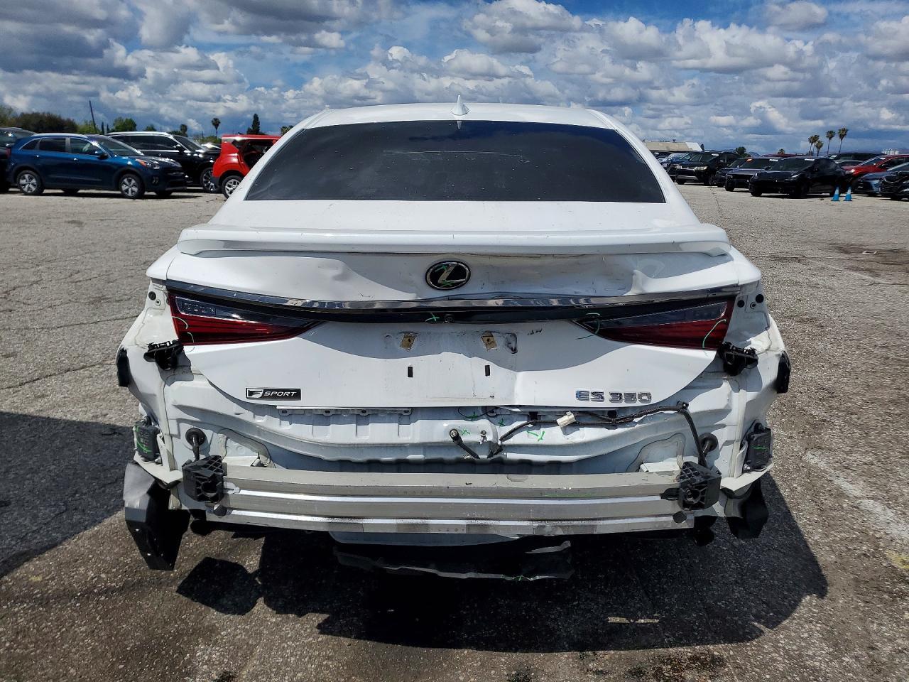 2019 LEXUS ES 350