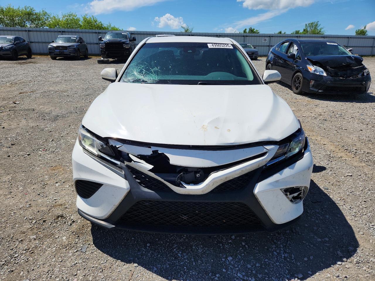 2018 TOYOTA CAMRY