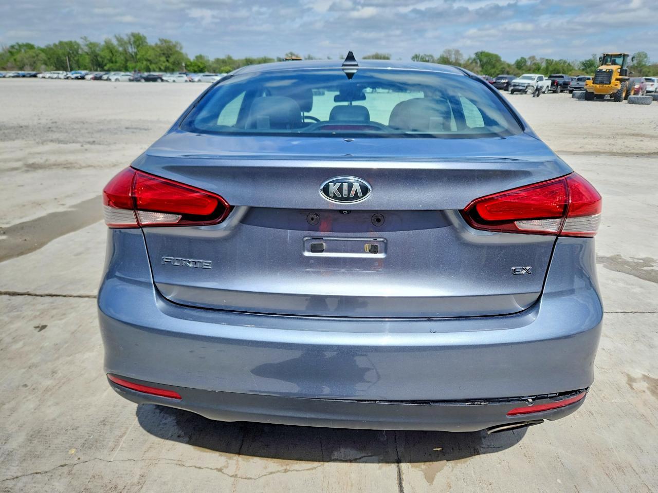 2017 KIA FORTE