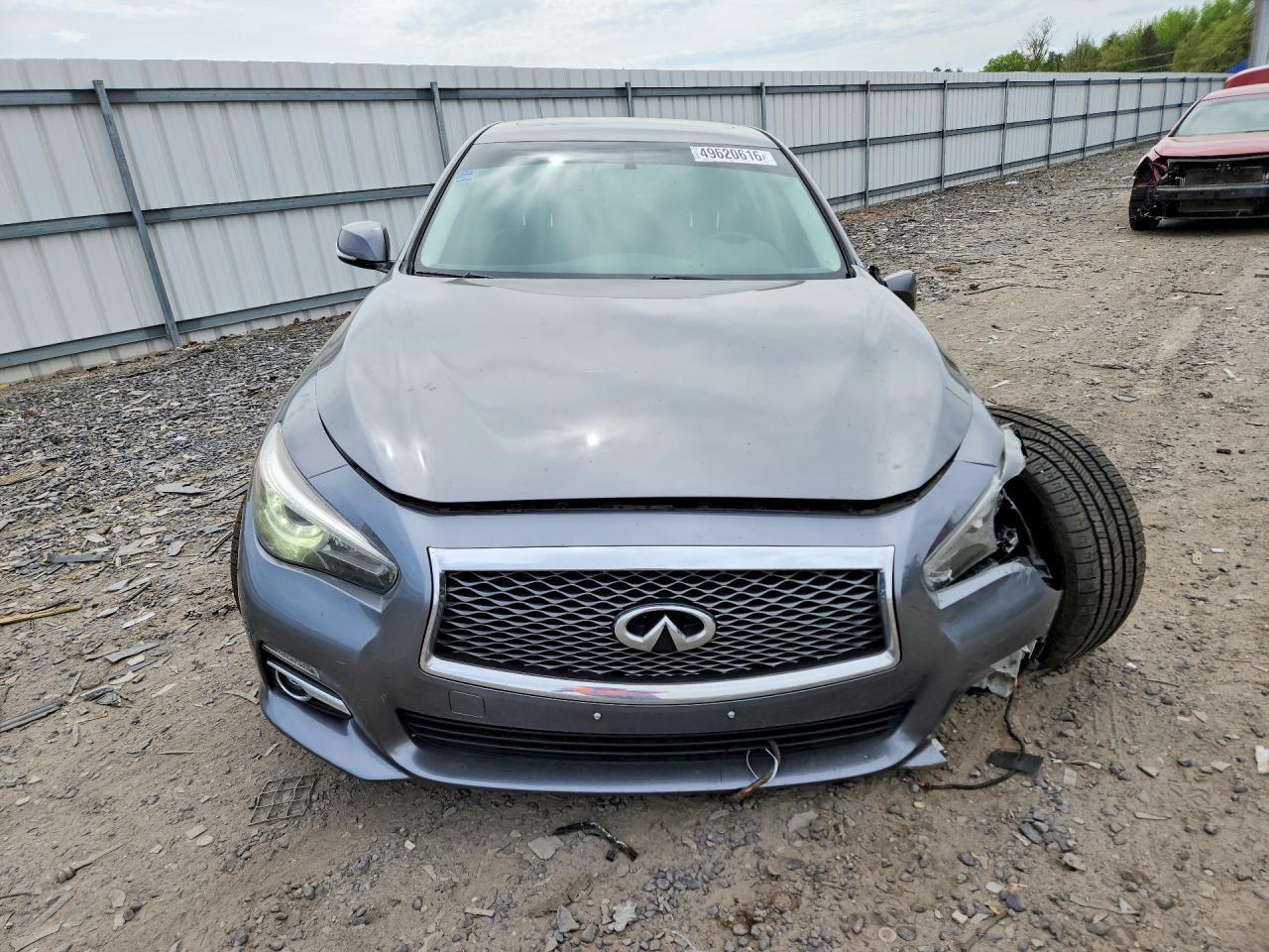 2015 INFINITI Q50