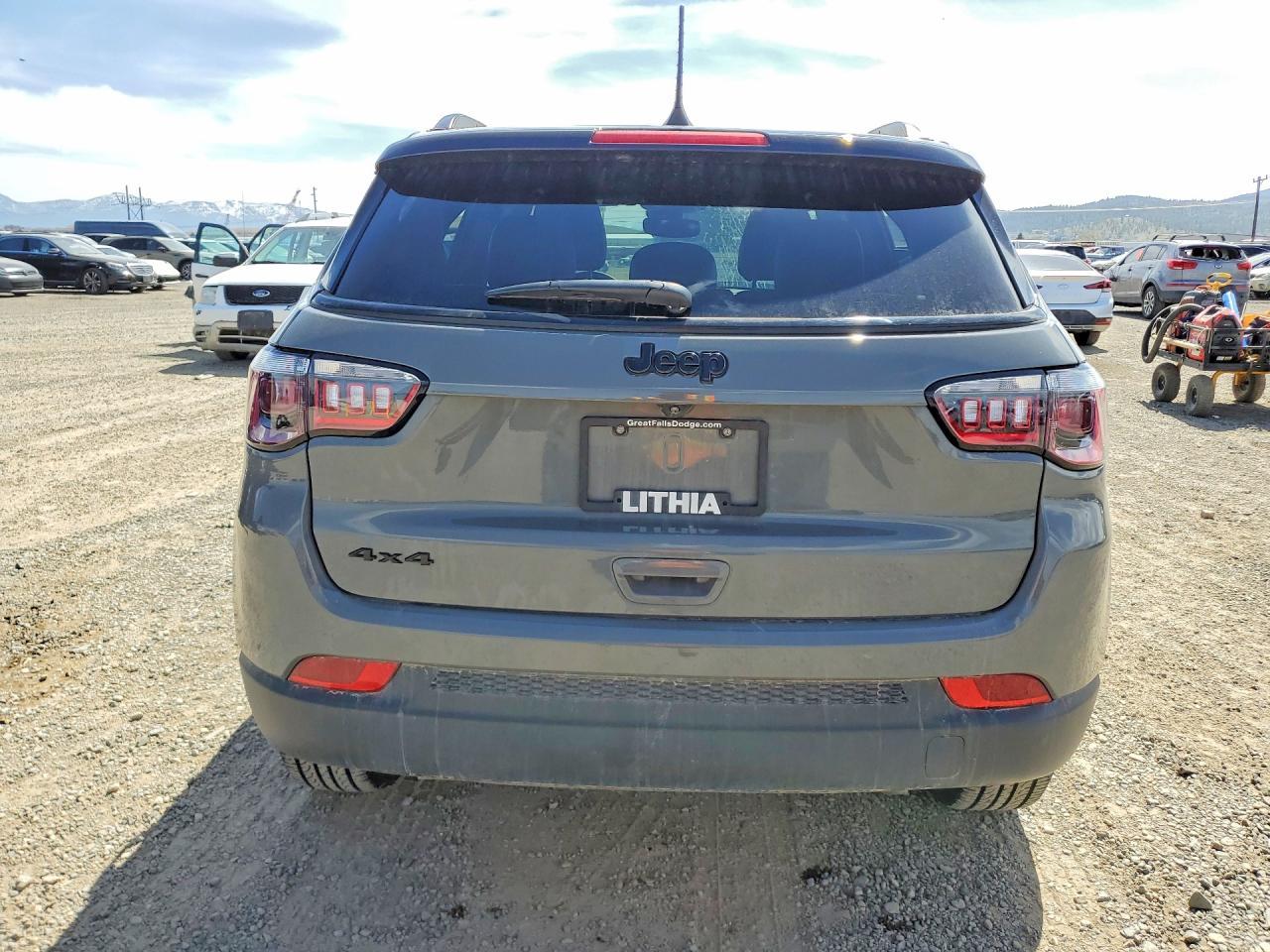 2023 JEEP Compass