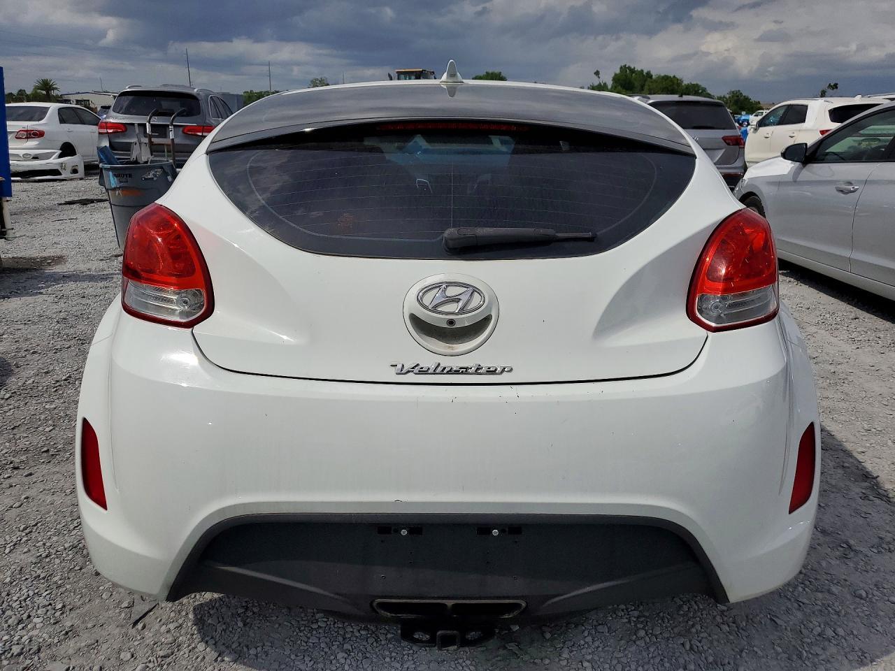 2016 HYUNDAI VELOSTER