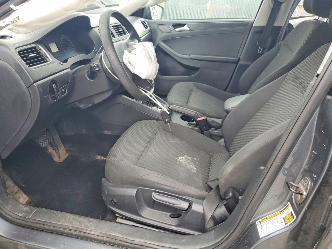 2014 VOLKSWAGEN JETTA