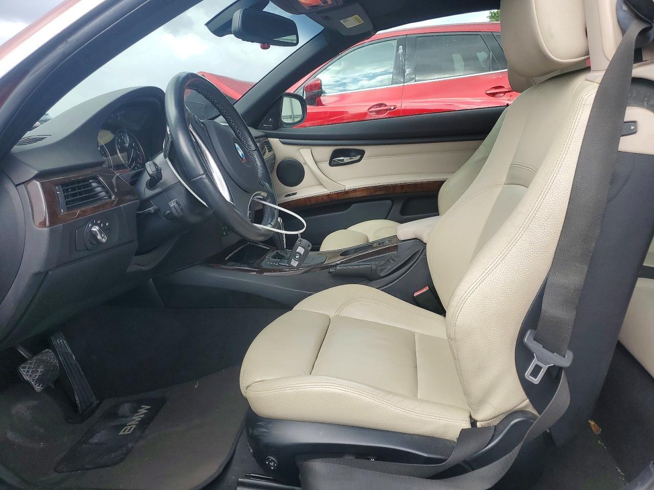 2011 BMW 3 SERIES