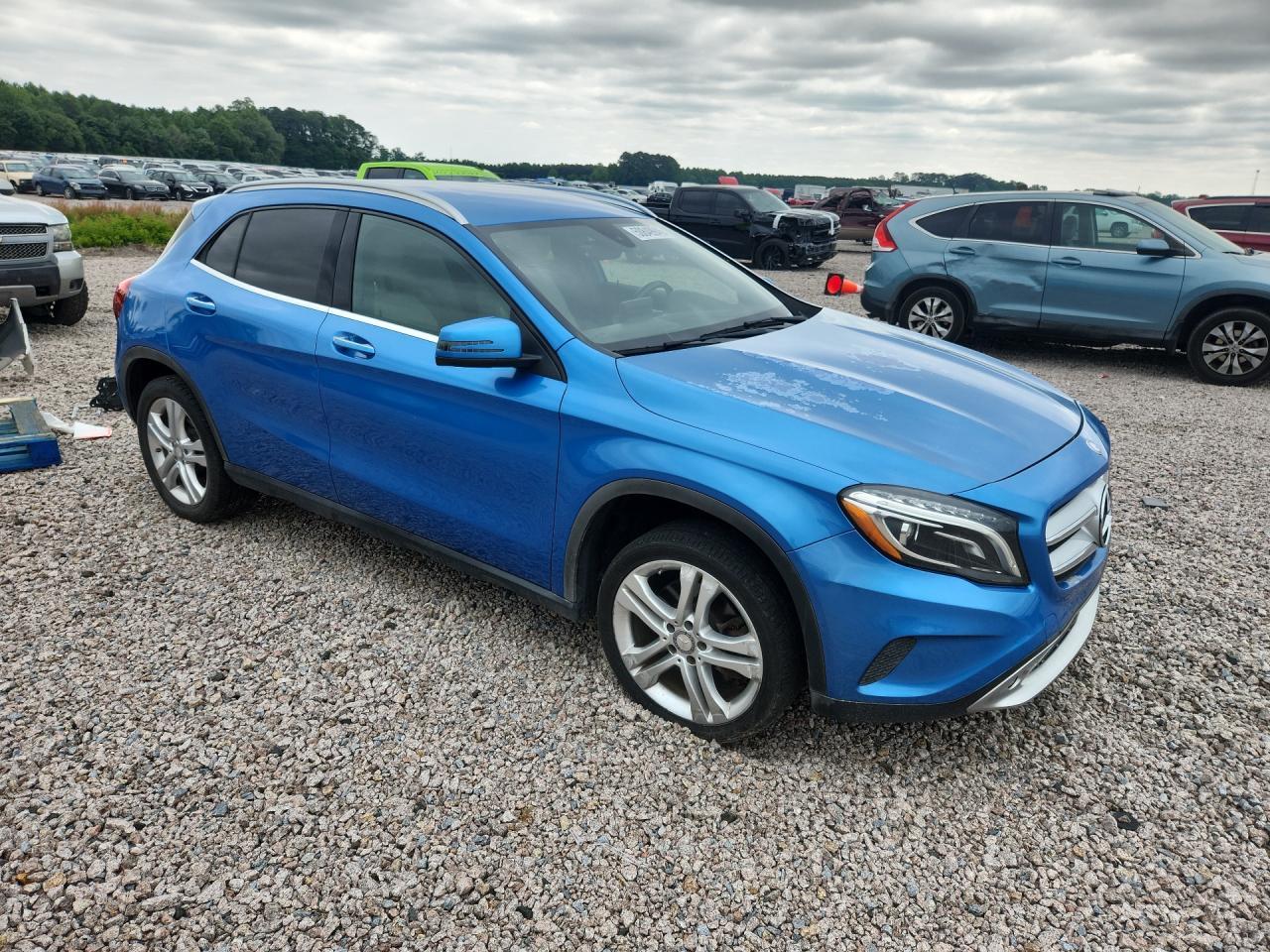 2016 MERCEDES-BENZ GLA-Class