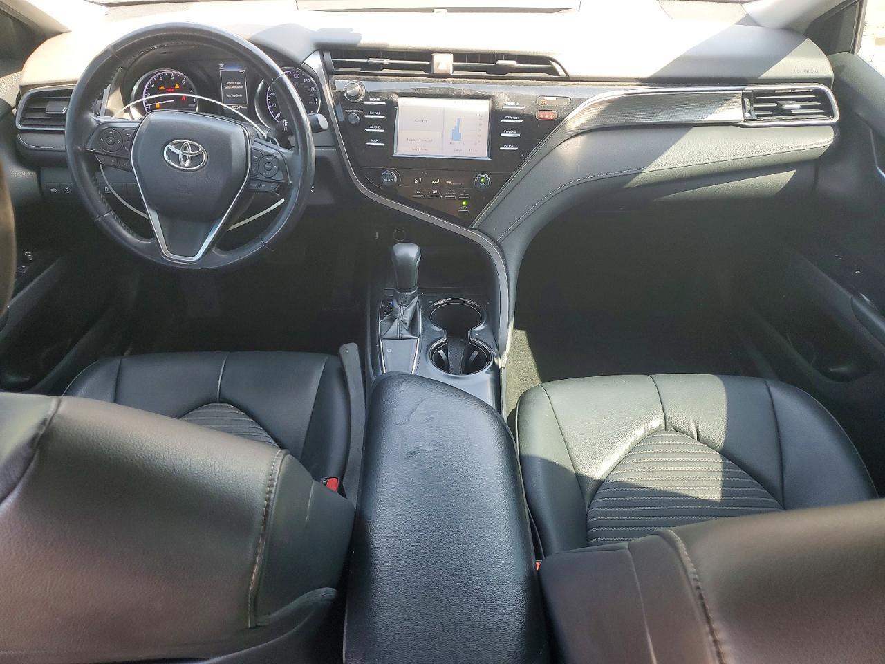 2019 TOYOTA CAMRY