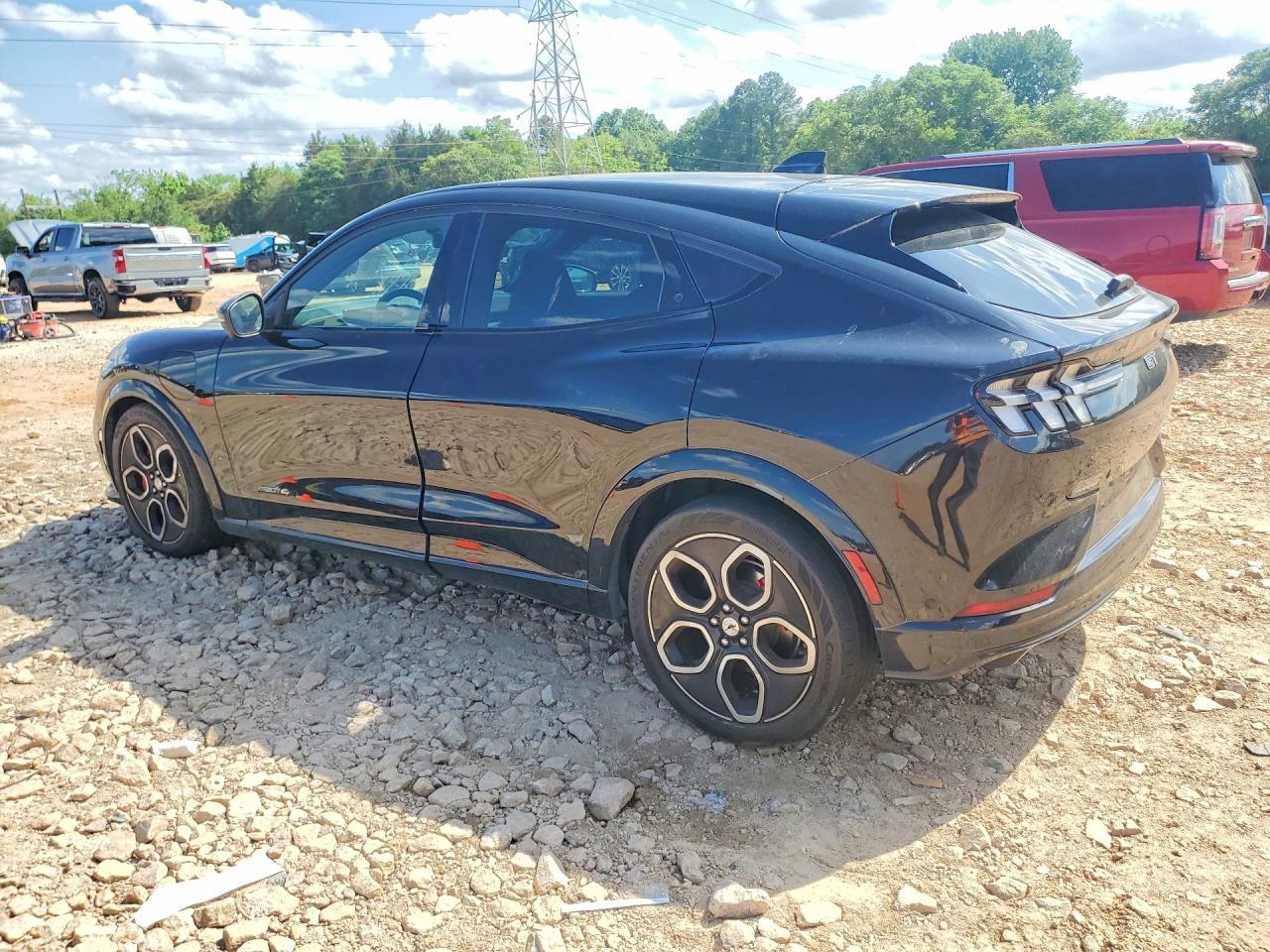 2021 FORD Mustang Mach-E