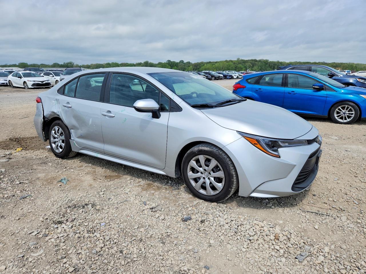 2025 TOYOTA COROLLA