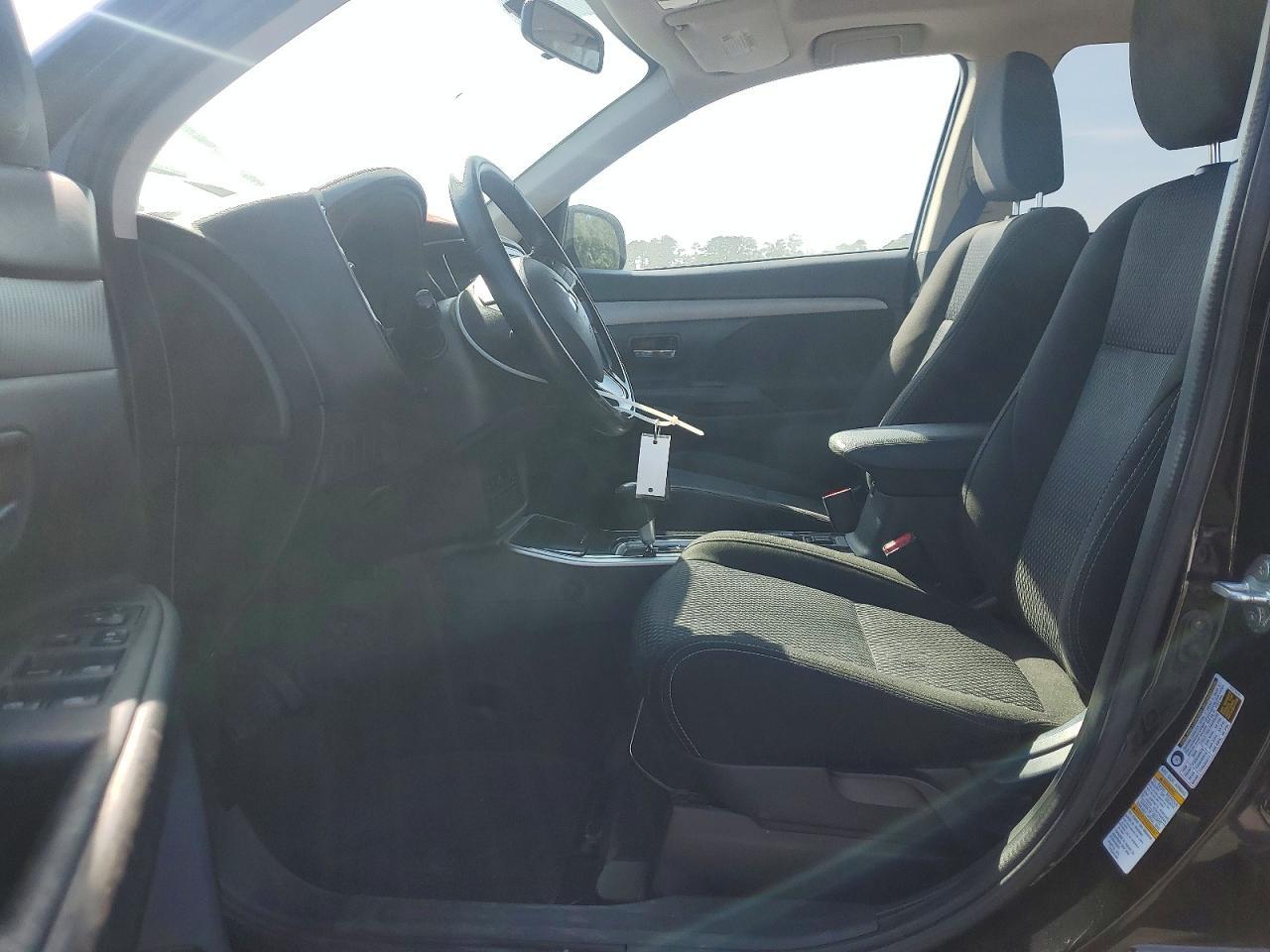 2018 MITSUBISHI outlander