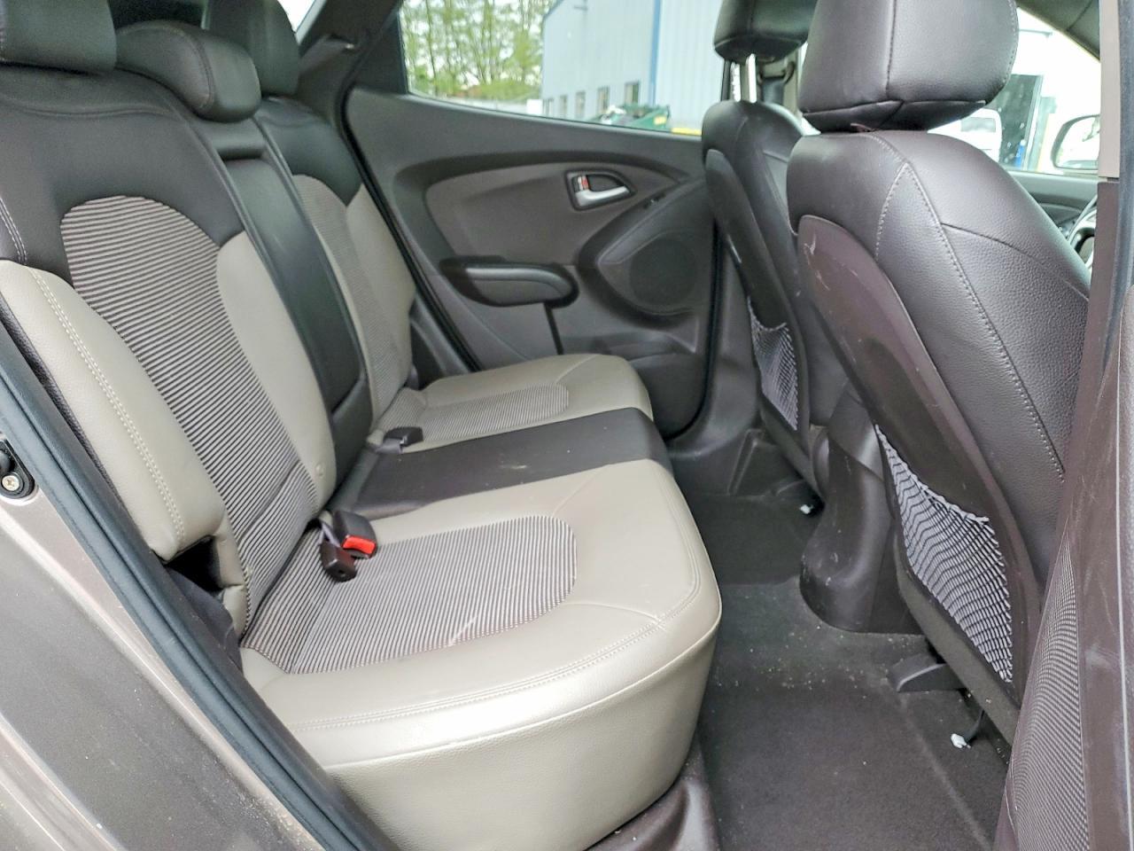 2012 HYUNDAI TUCSON