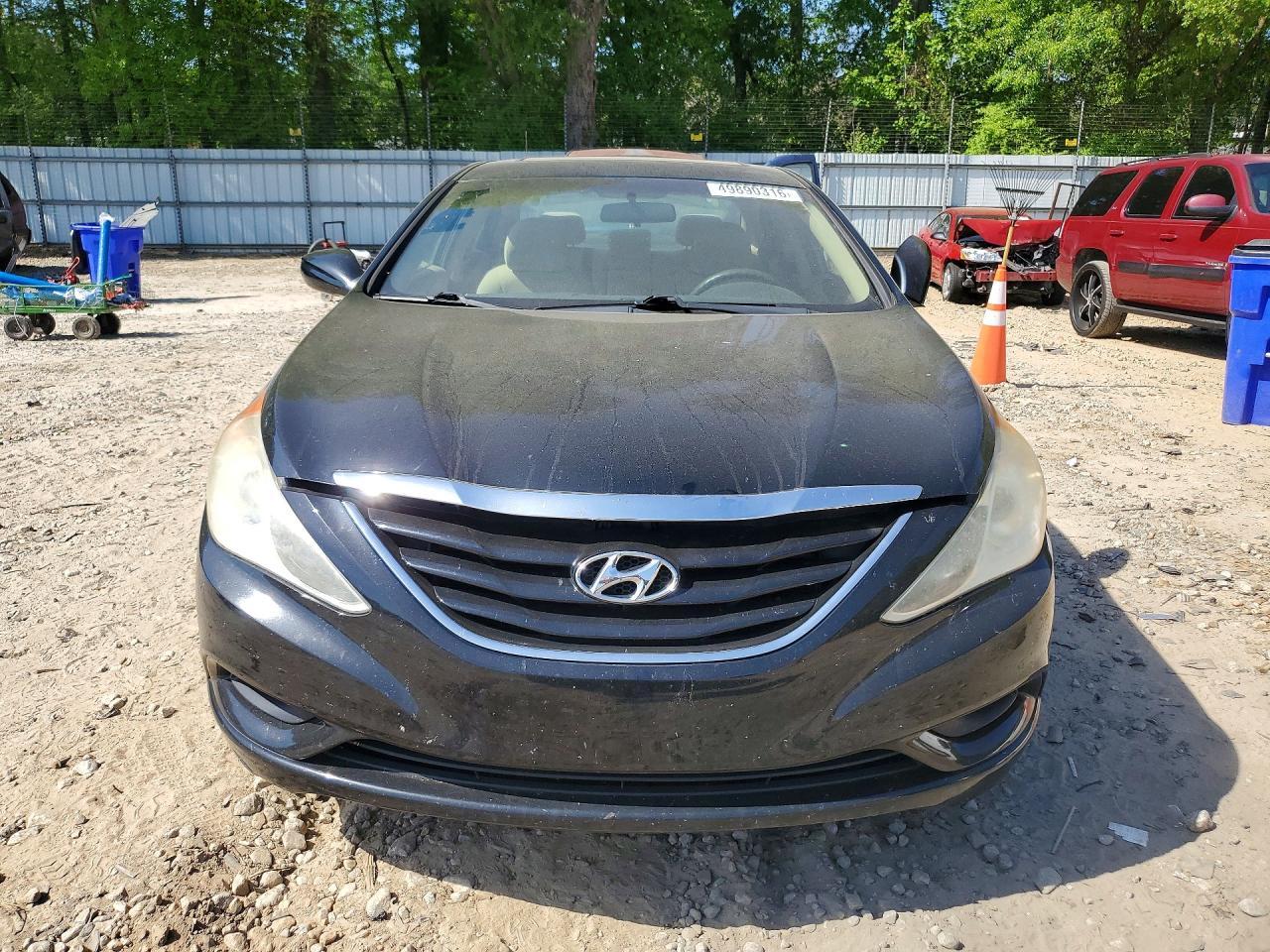 2011 HYUNDAI SONATA