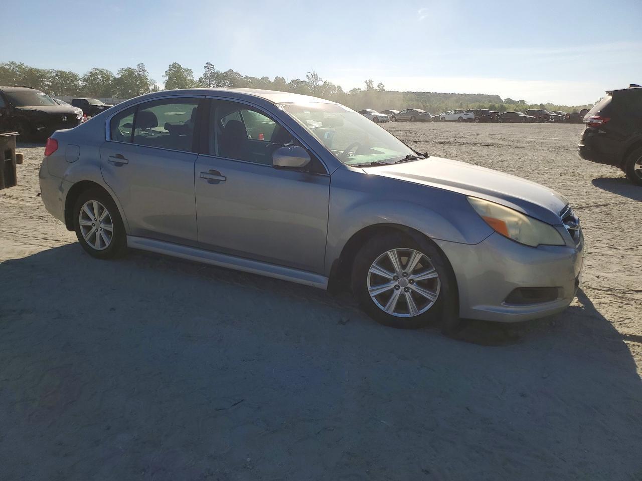 2011 SUBARU Legacy
