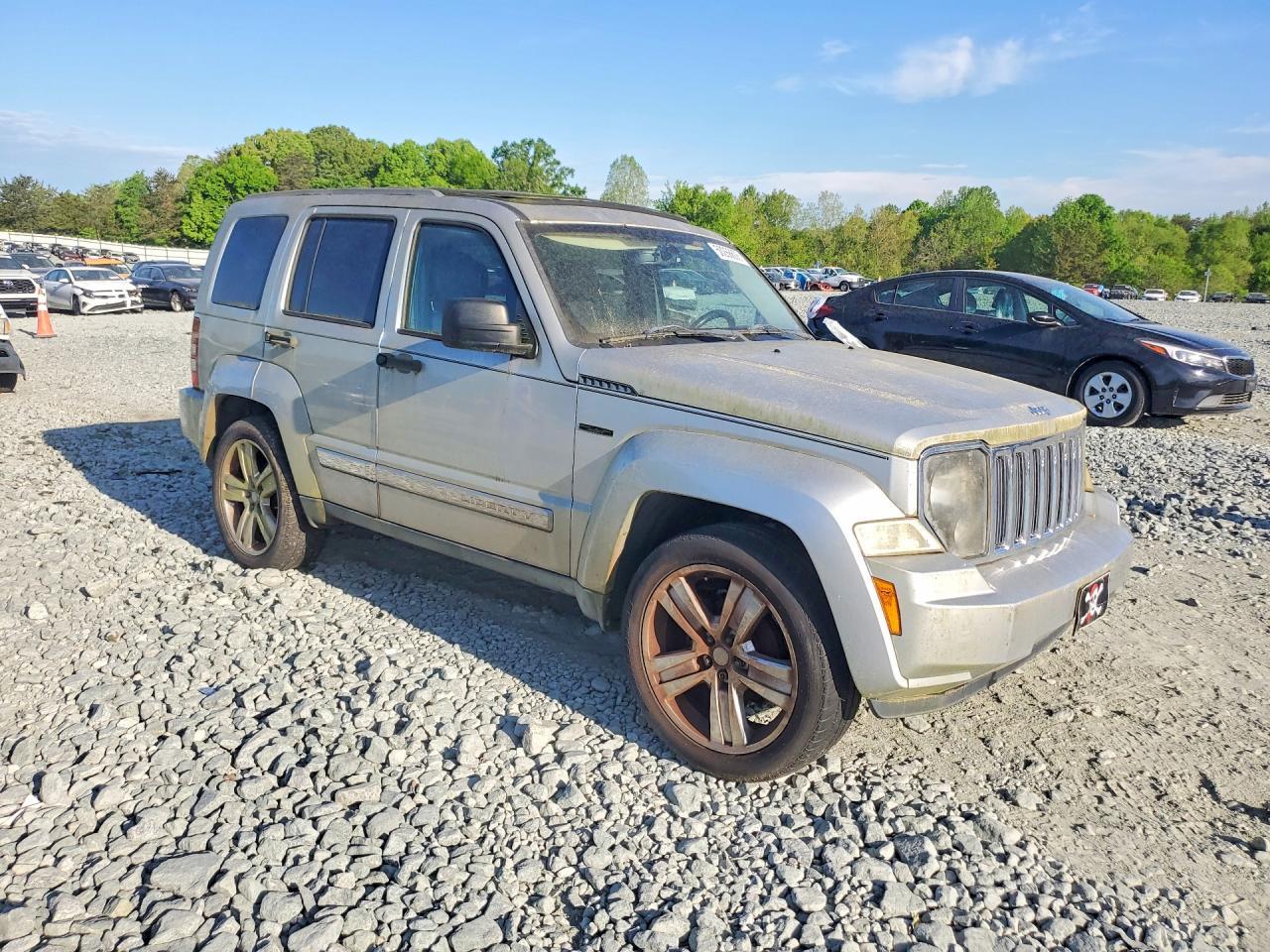 2012 JEEP Liberty