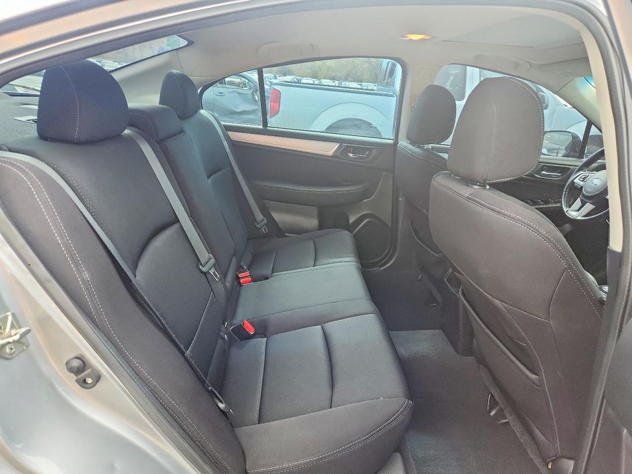 2016 SUBARU Legacy