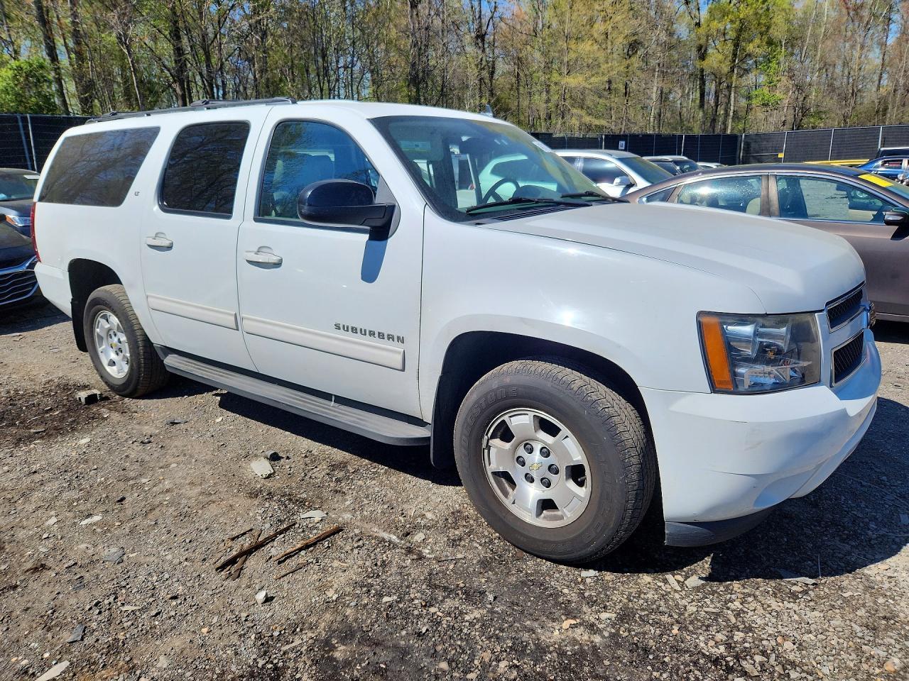 2011 CHEVROLET Suburban