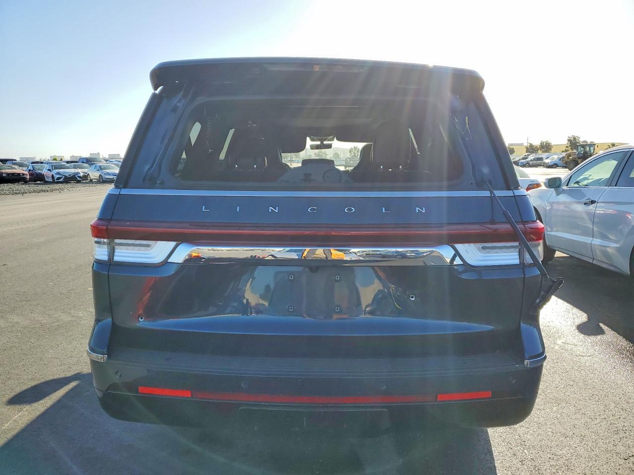 2022 LINCOLN Navigator