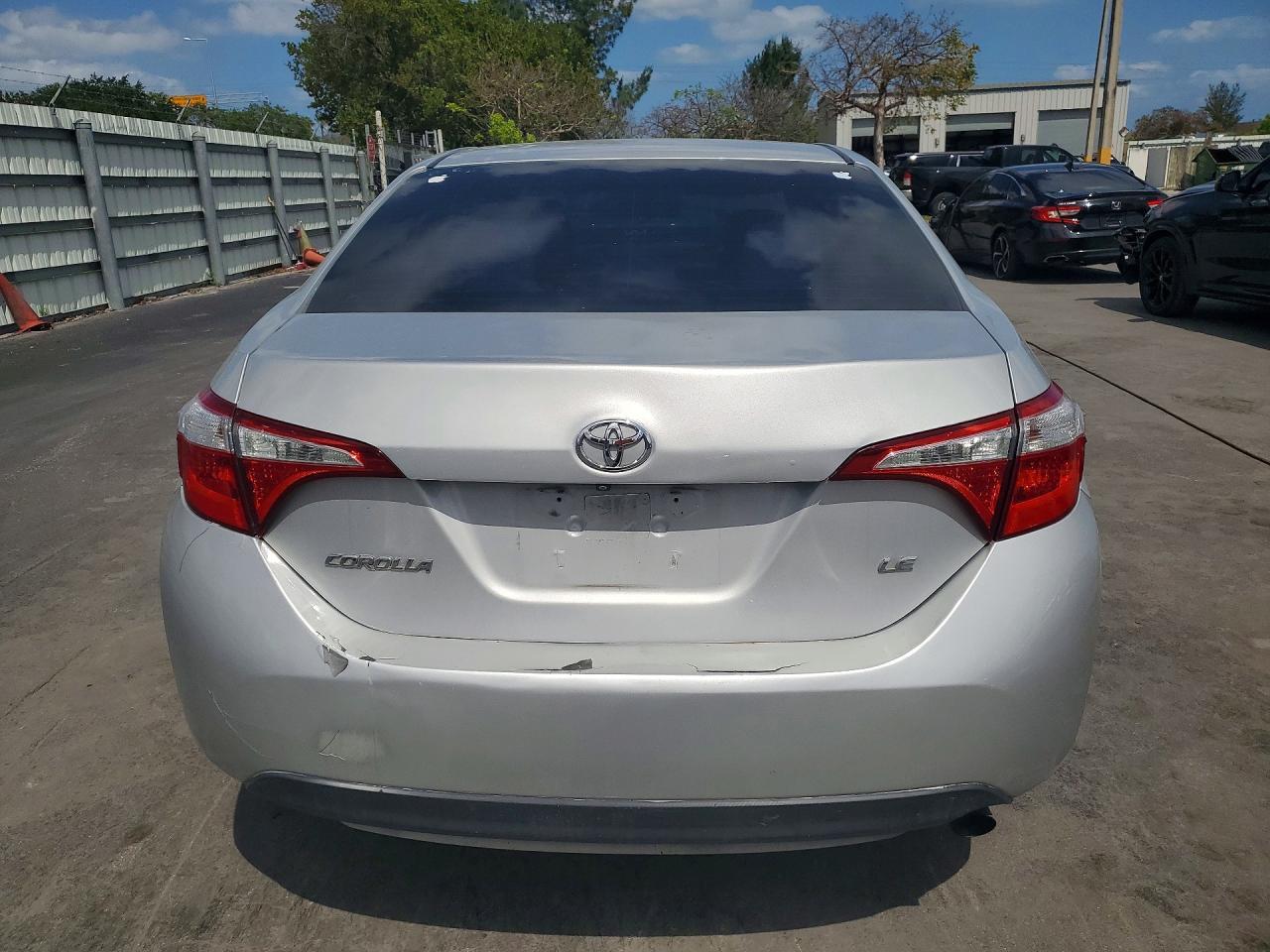 2016 TOYOTA COROLLA