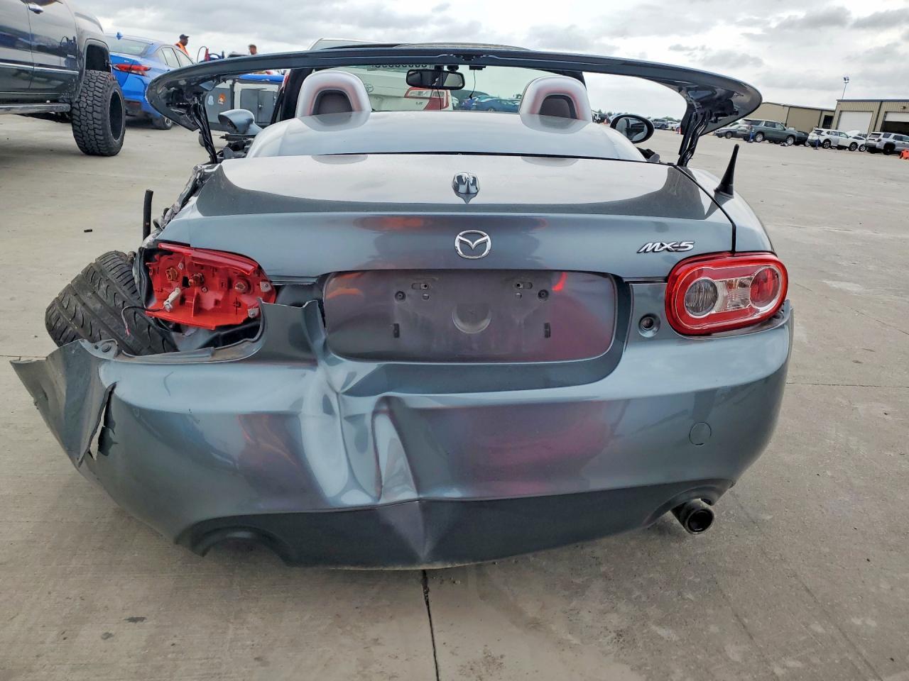 2011 MAZDA MX-5 Miata